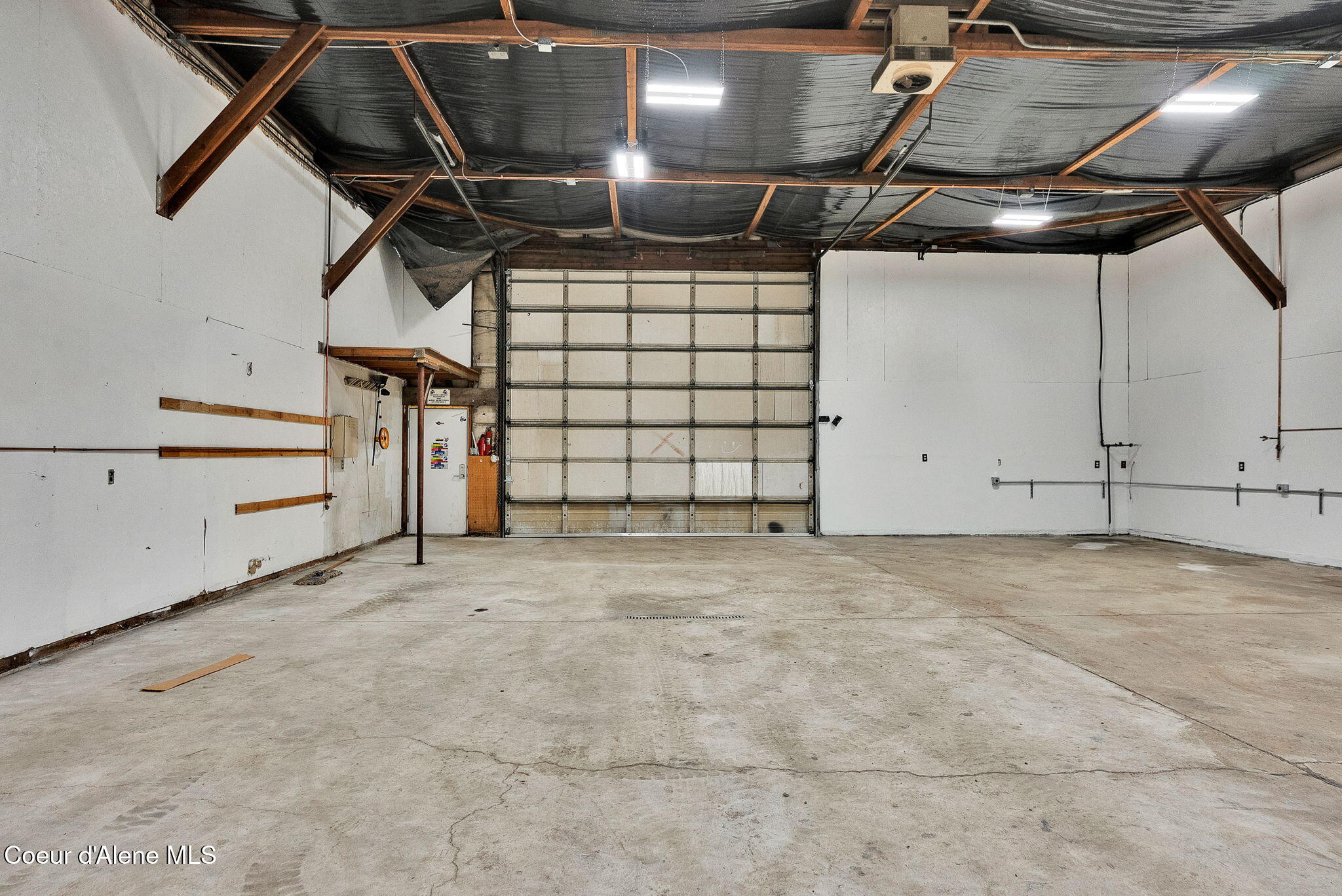2315 N HIGHWAY 41