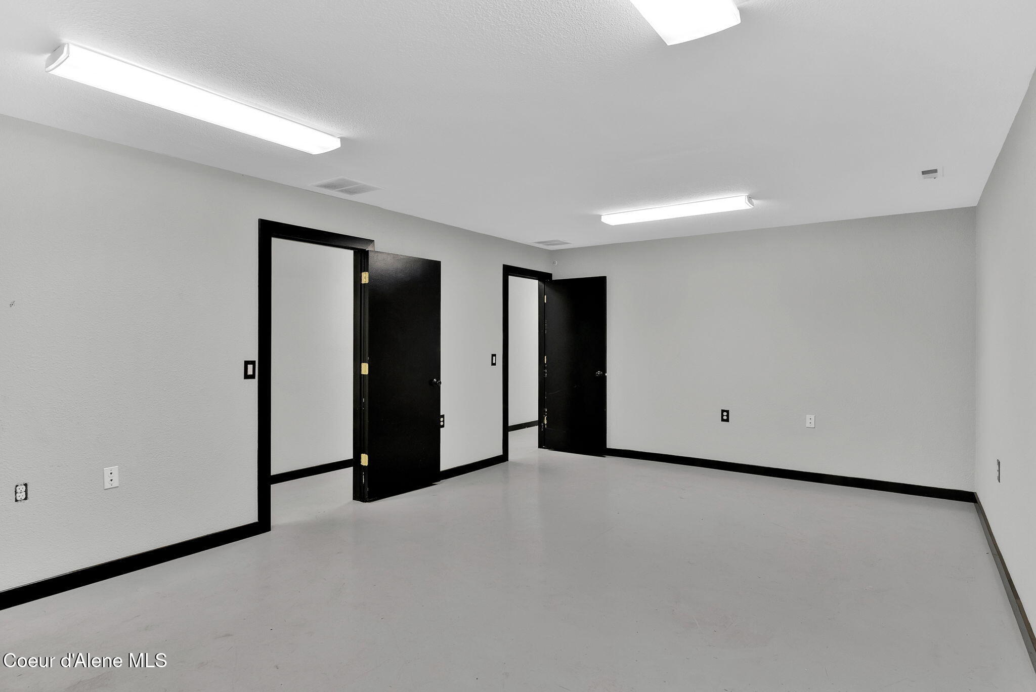 2315 N HIGHWAY 41