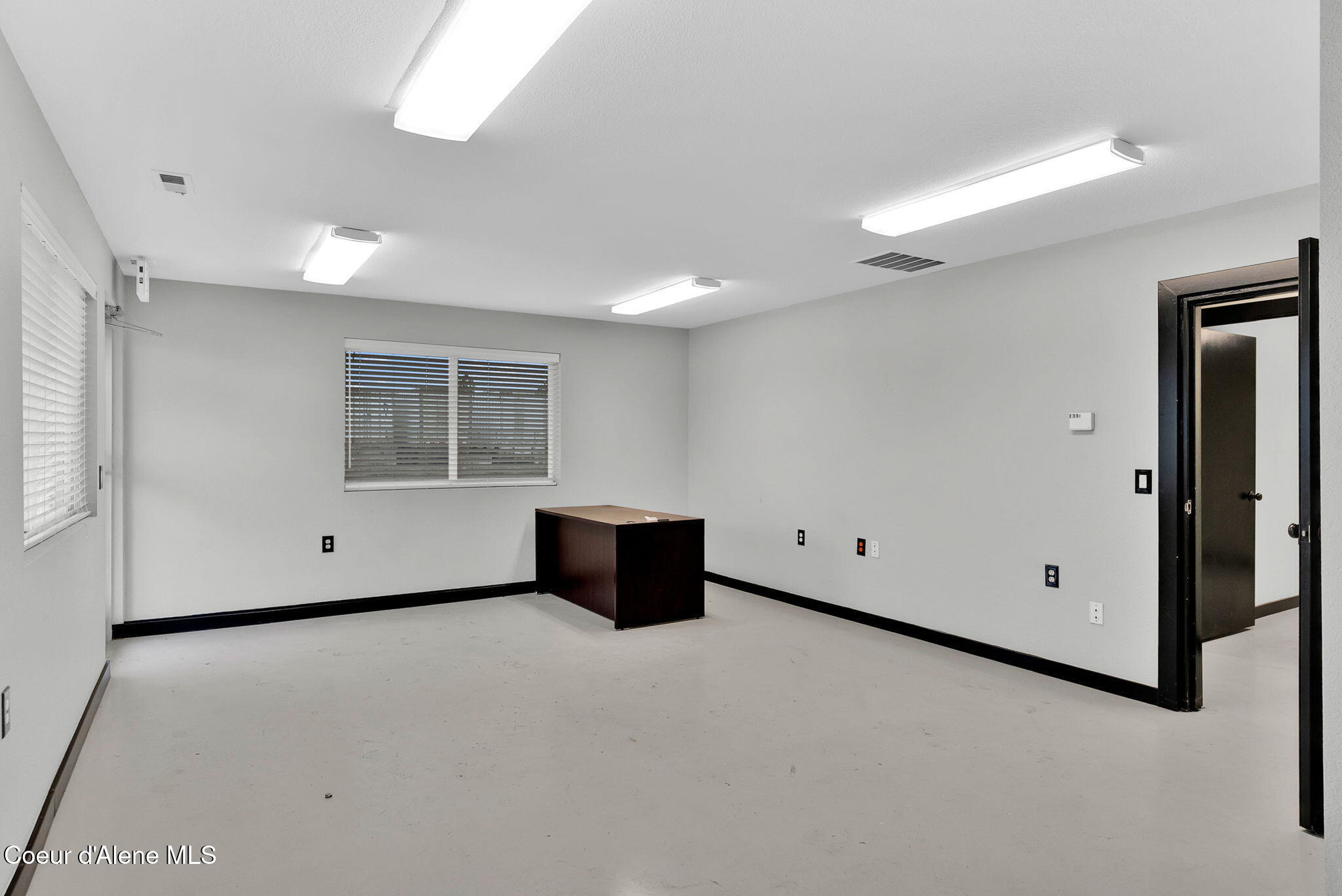 2315 N HIGHWAY 41