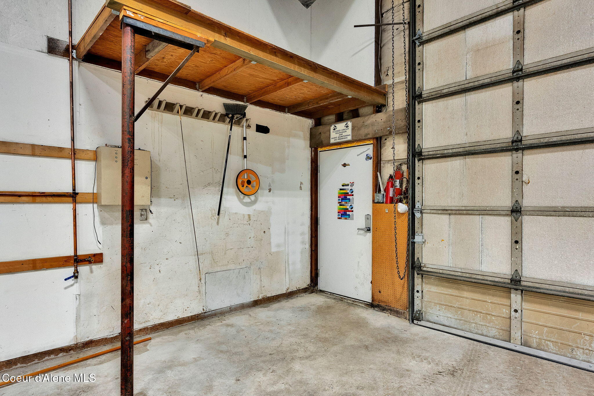 2315 N HIGHWAY 41