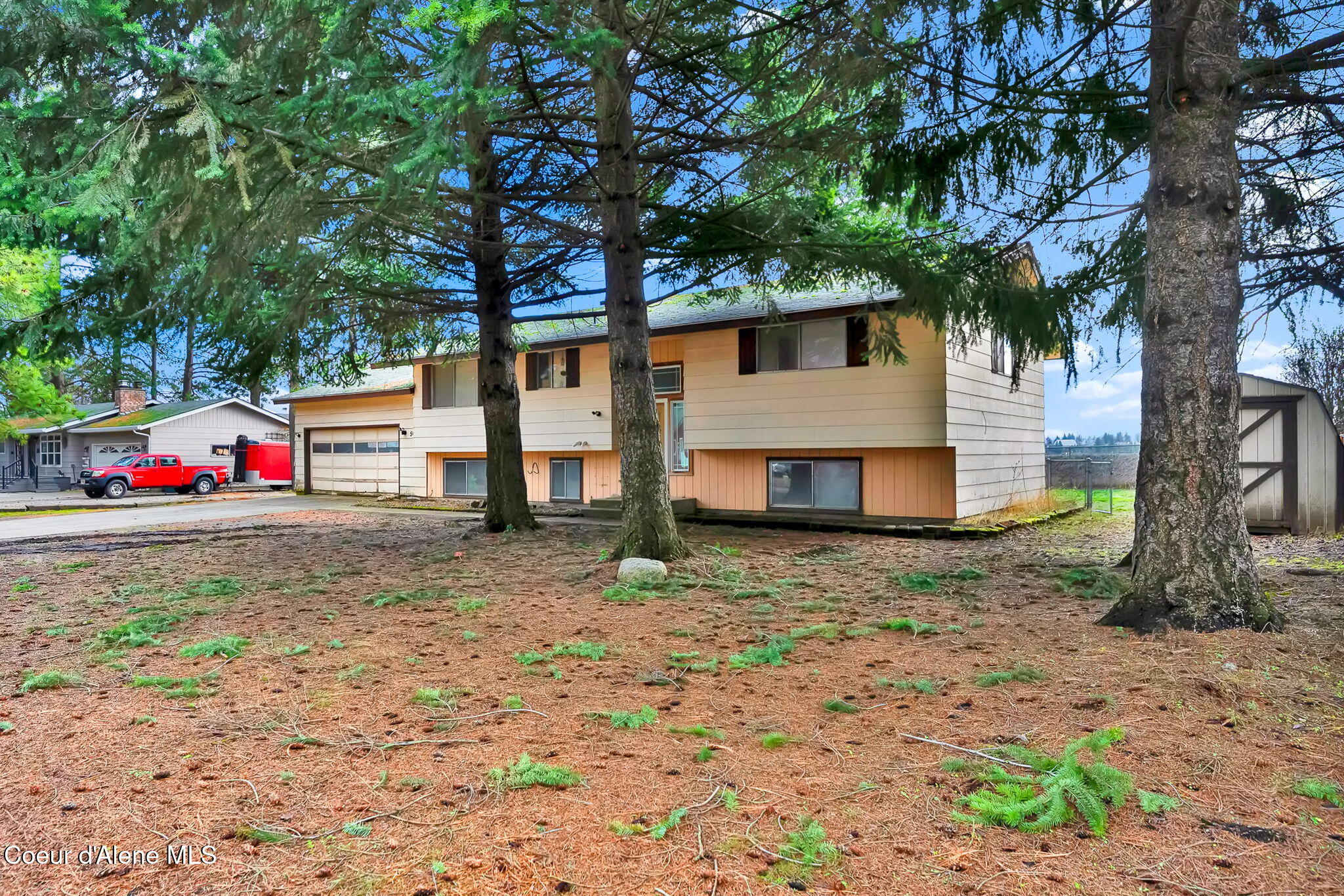 5605 N PINEGROVE DR, Coeur d'Alene