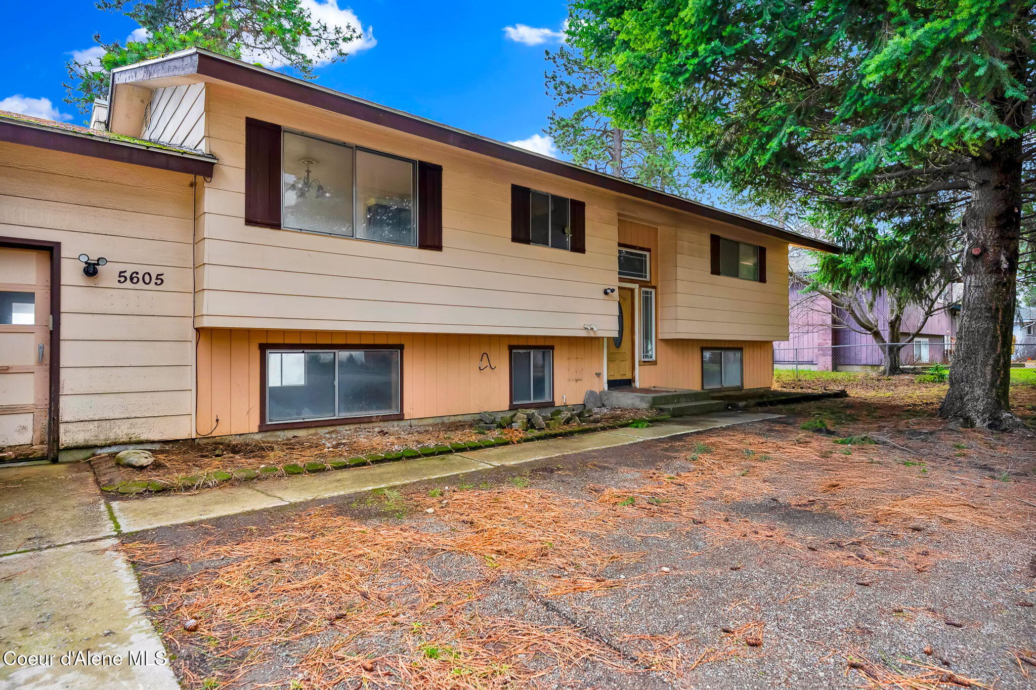 5605 N PINEGROVE DR, Coeur d'Alene