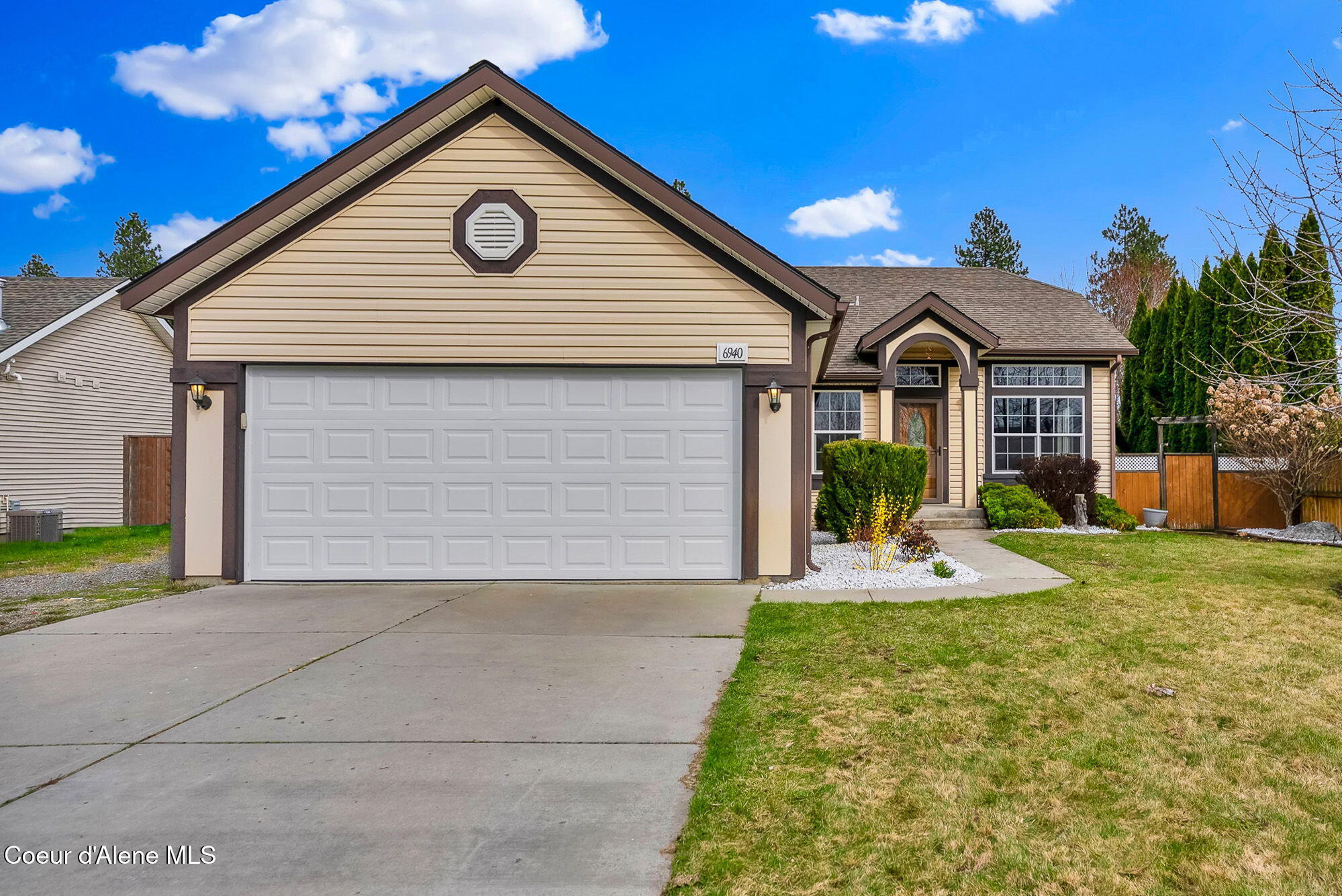 6940 N EPERVIER LN, Coeur d'Alene