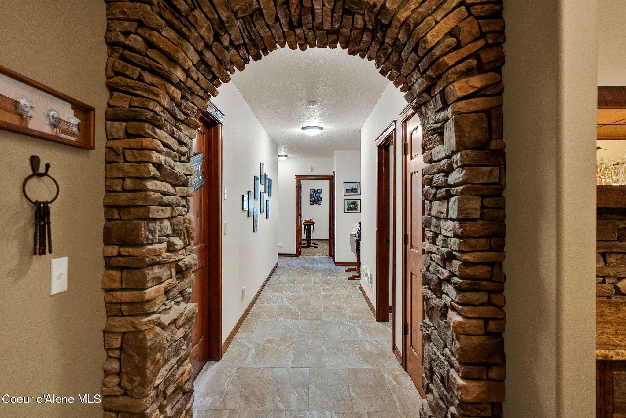 7404 S PANORAMA VIEW DR