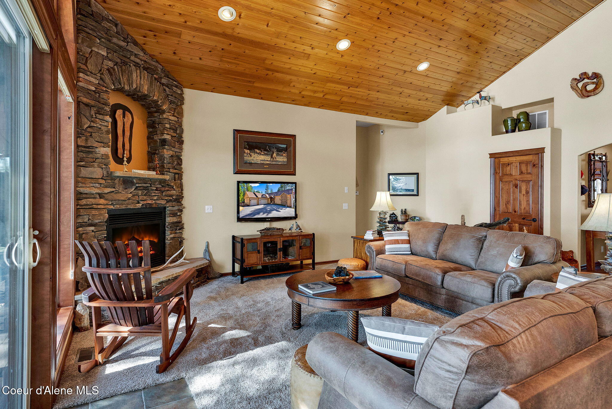 7404 S PANORAMA VIEW DR