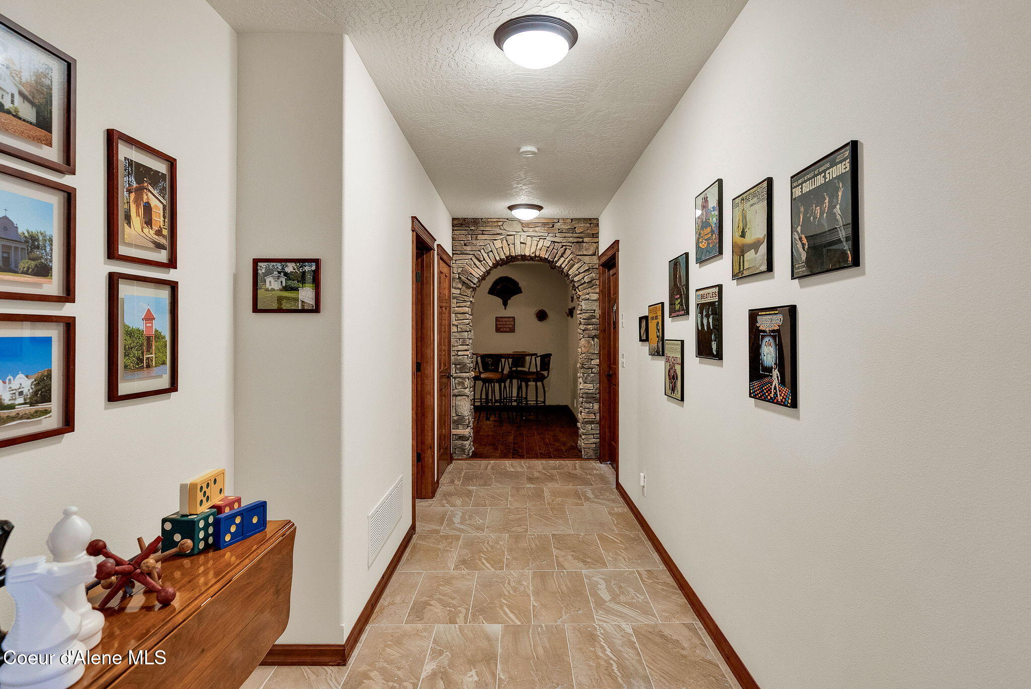 7404 S PANORAMA VIEW DR