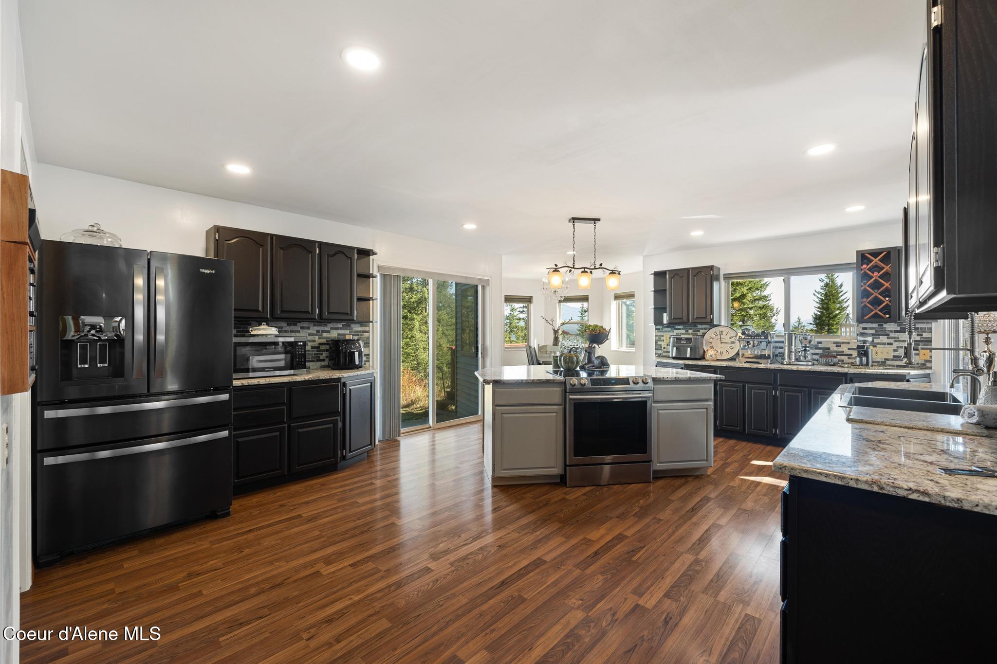 299 OAK TERRACE CREEK