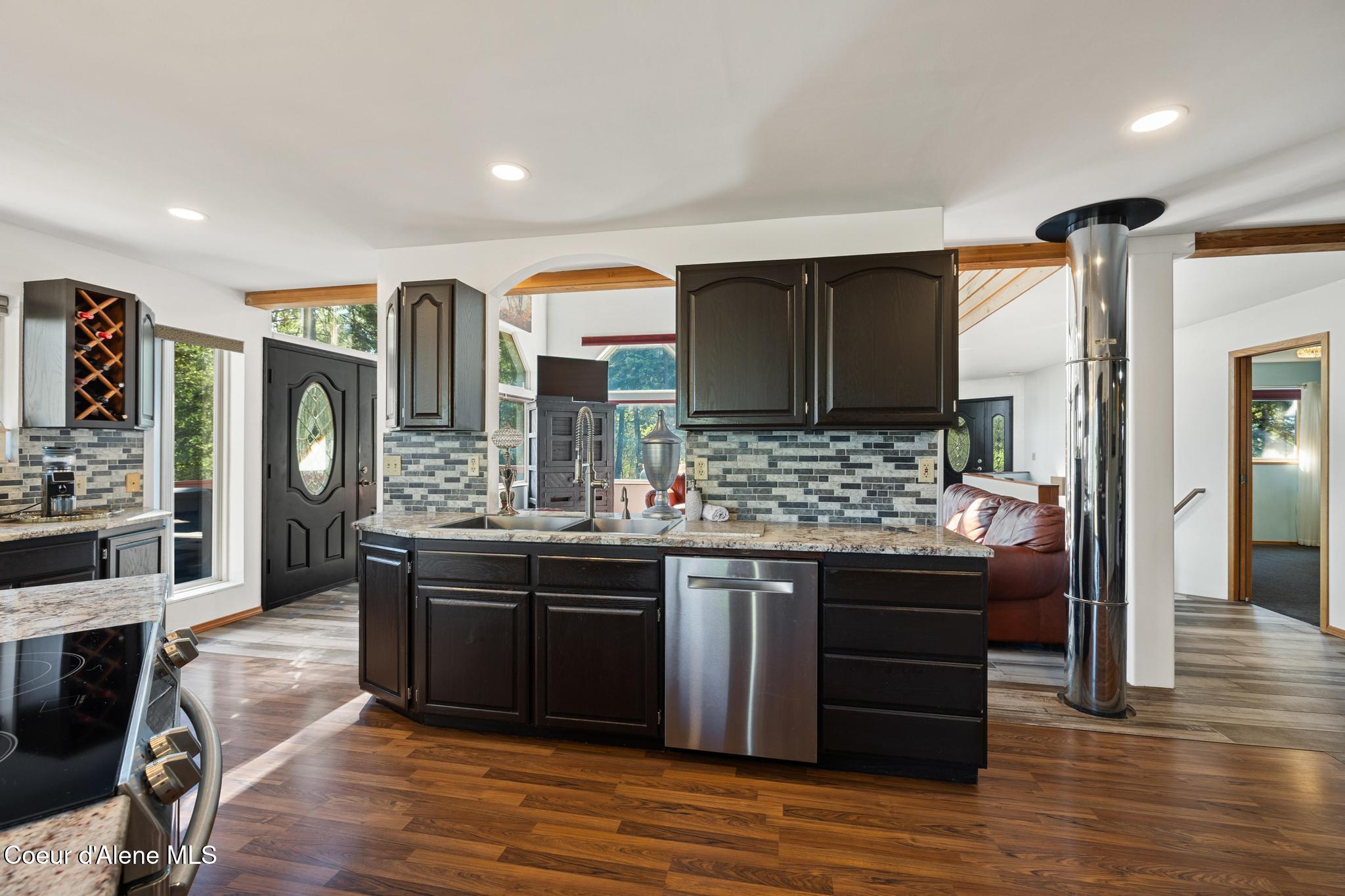 299 OAK TERRACE CREEK