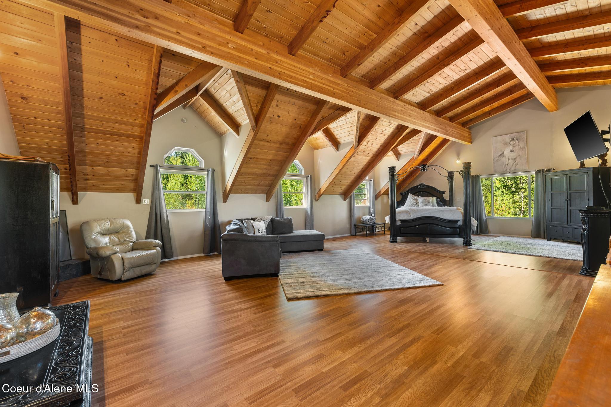 299 OAK TERRACE CREEK