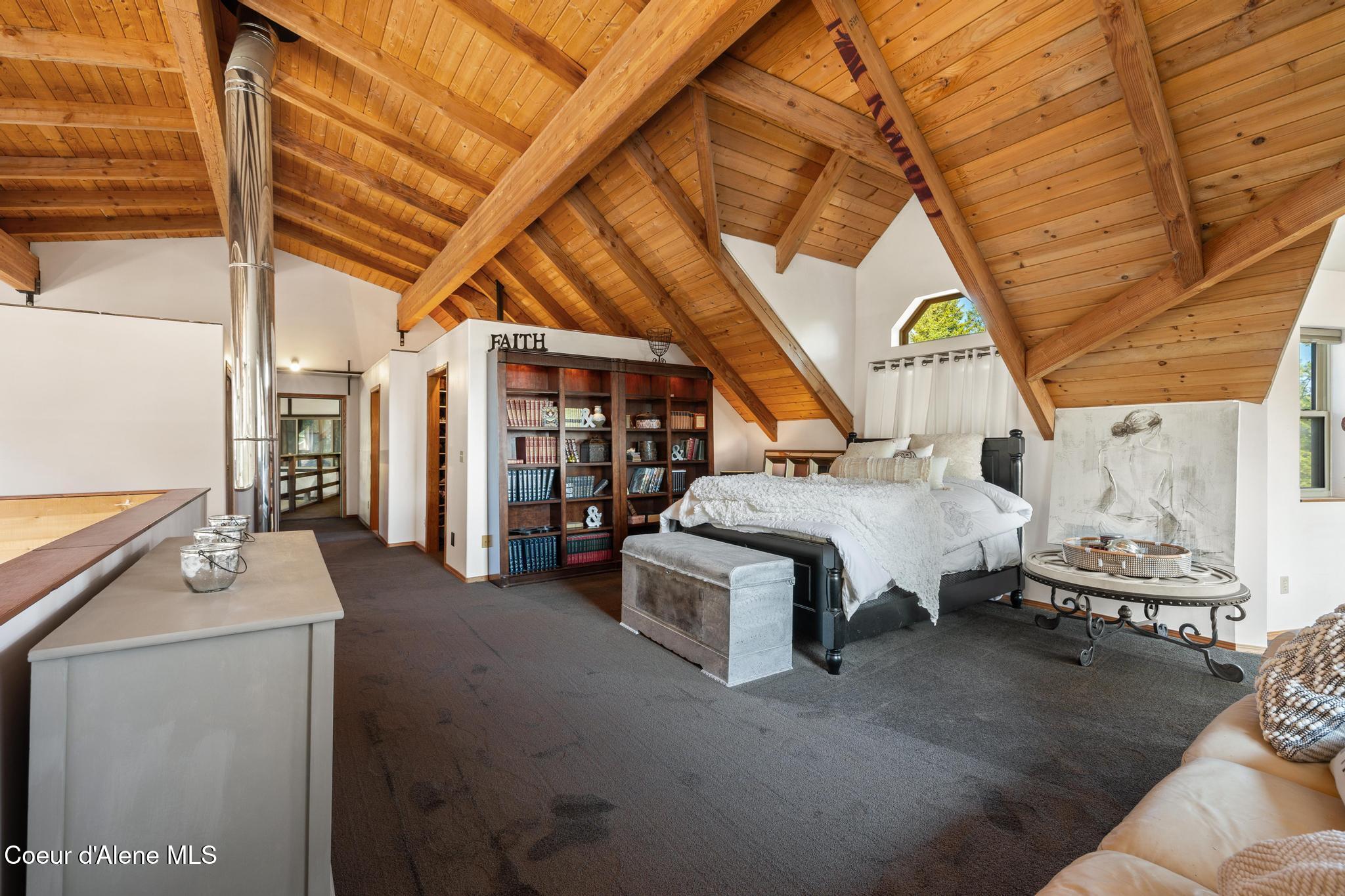 299 OAK TERRACE CREEK