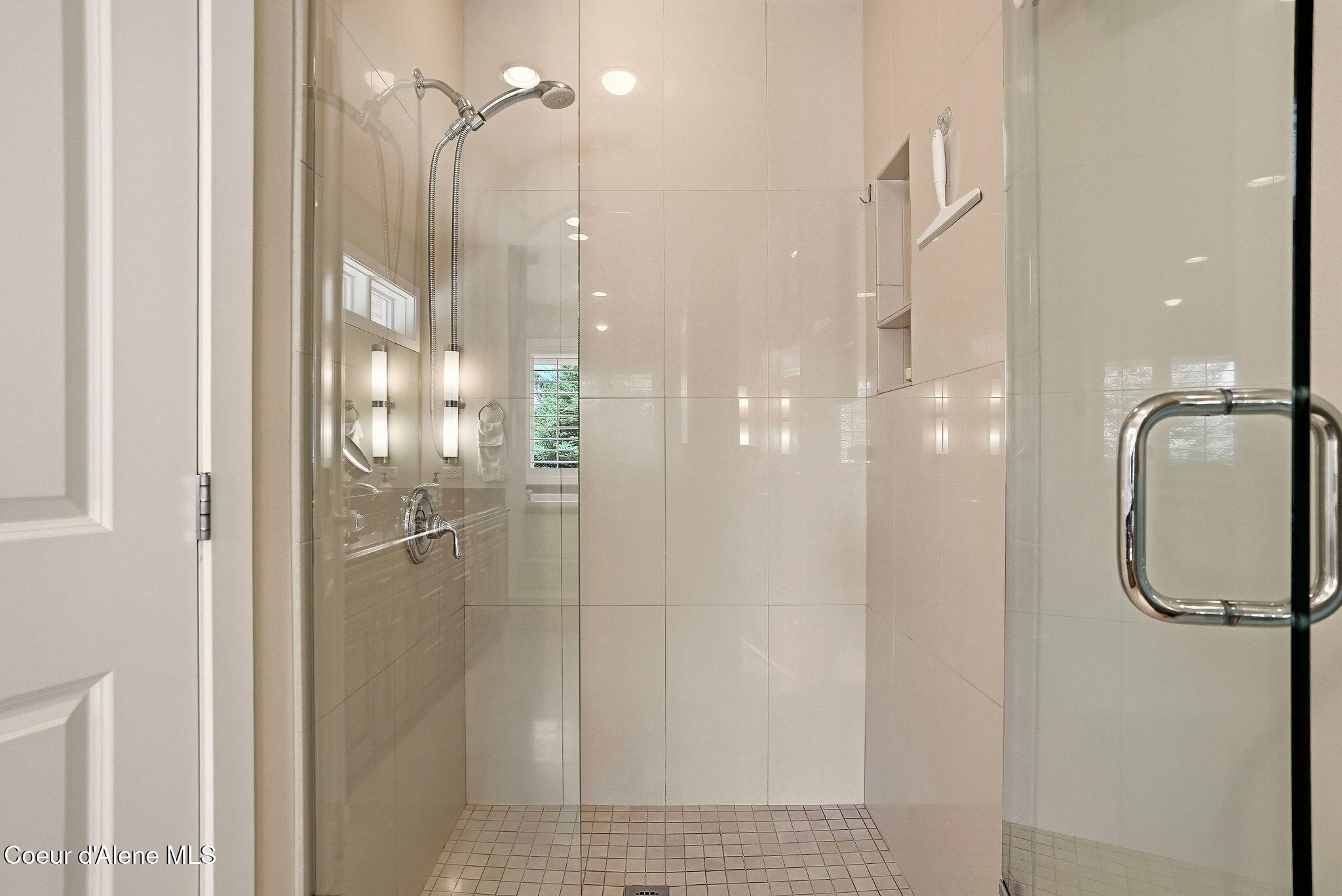 3839 E BRIDGEVIEW DR