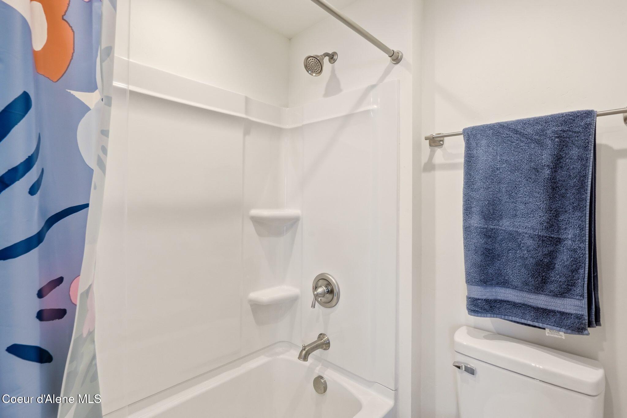 62766 S POWDERHORN BAY RD