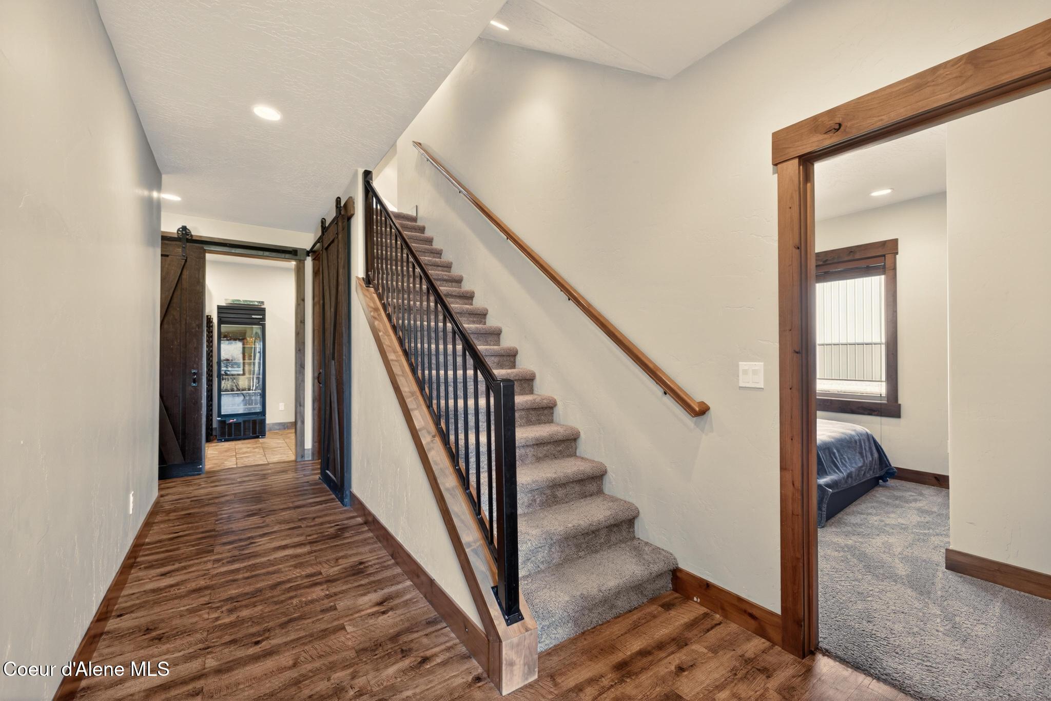 3358 E LEEBOWE CT