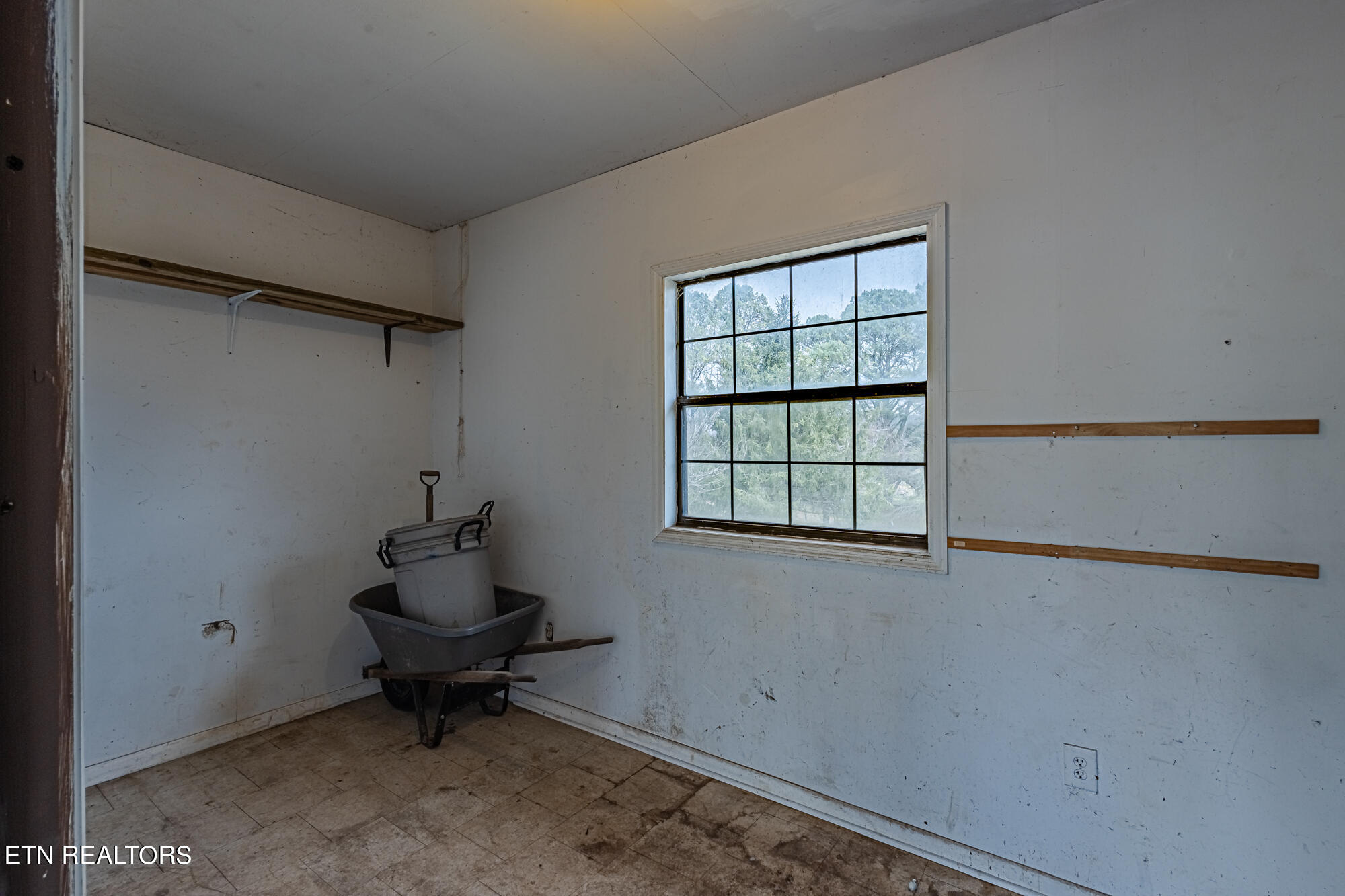 218 Meadow Brook Rd