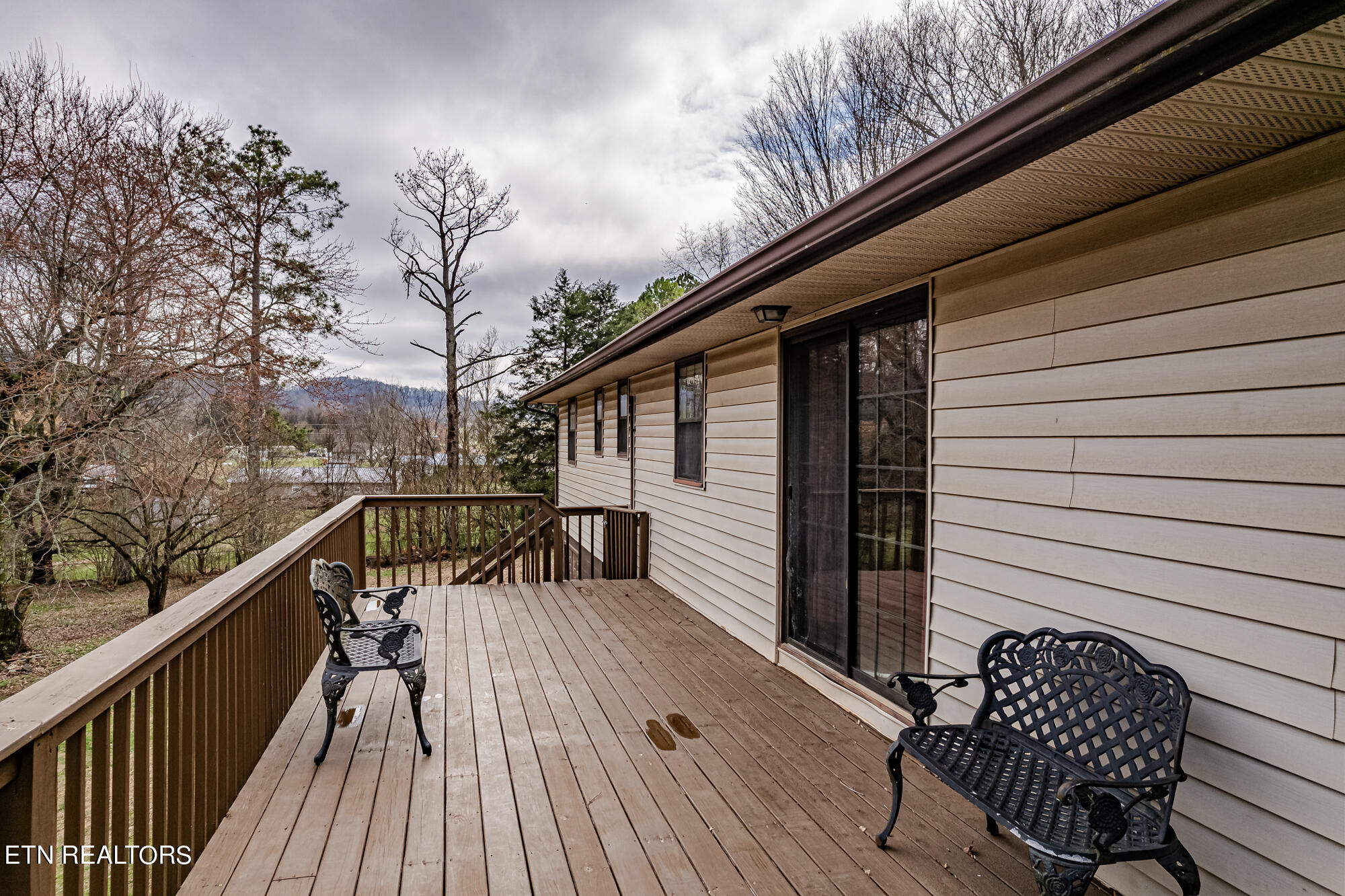 218 Meadow Brook Rd