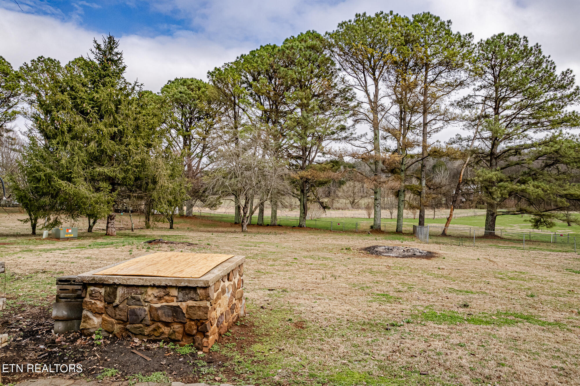 218 Meadow Brook Rd