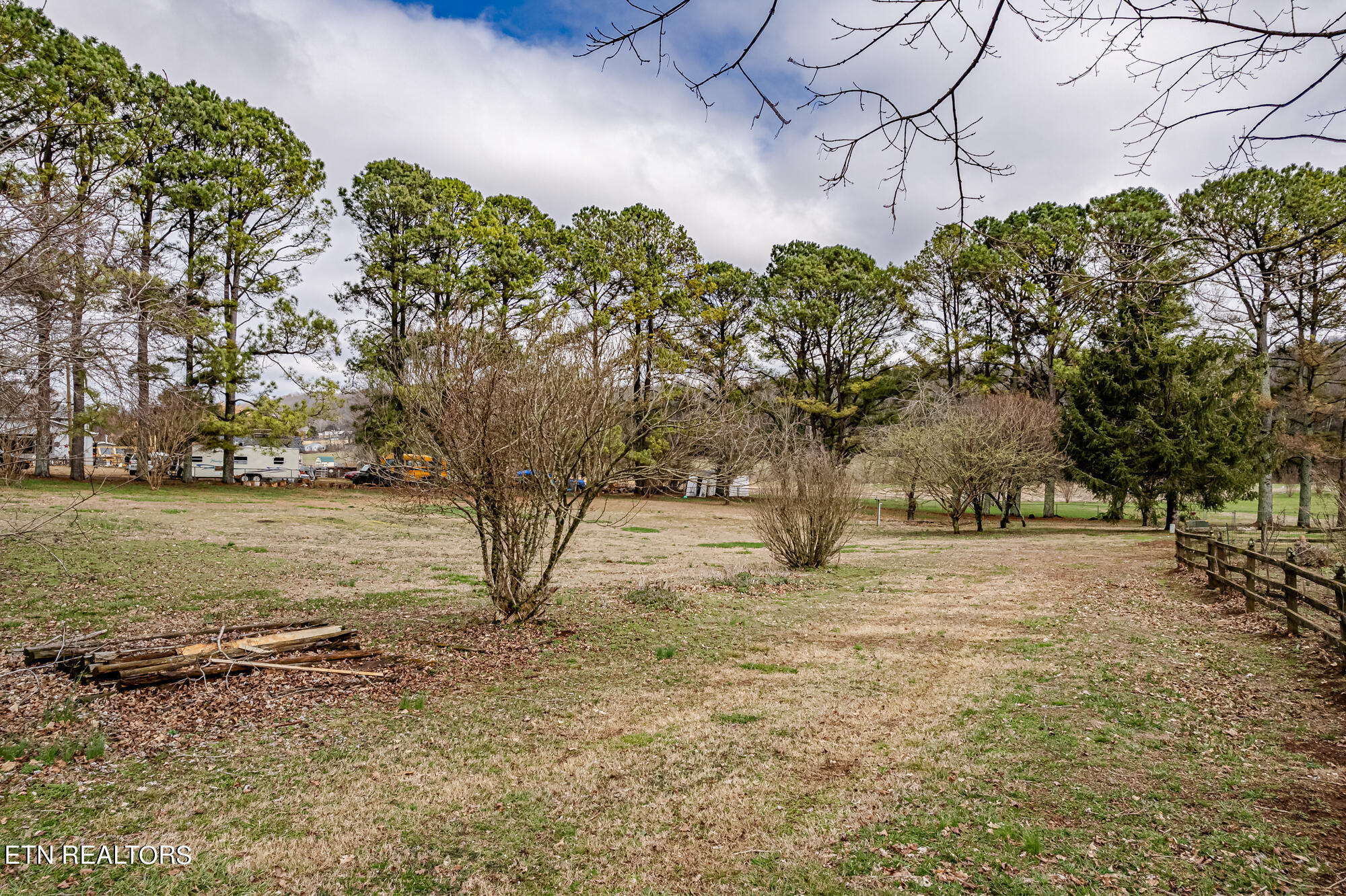 218 Meadow Brook Rd