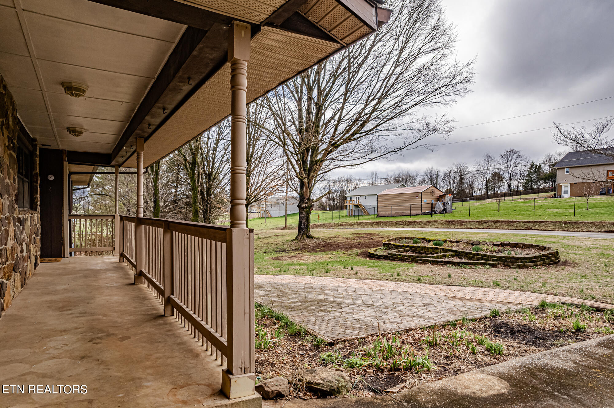 218 Meadow Brook Rd