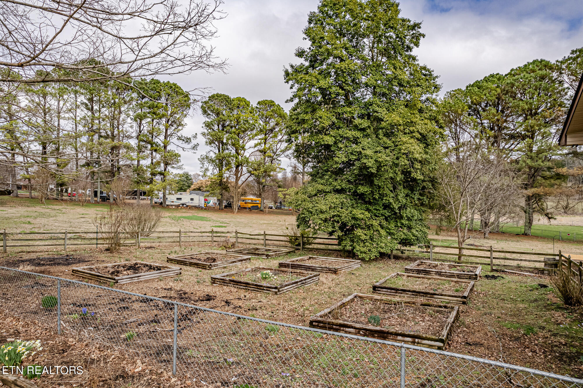 218 Meadow Brook Rd