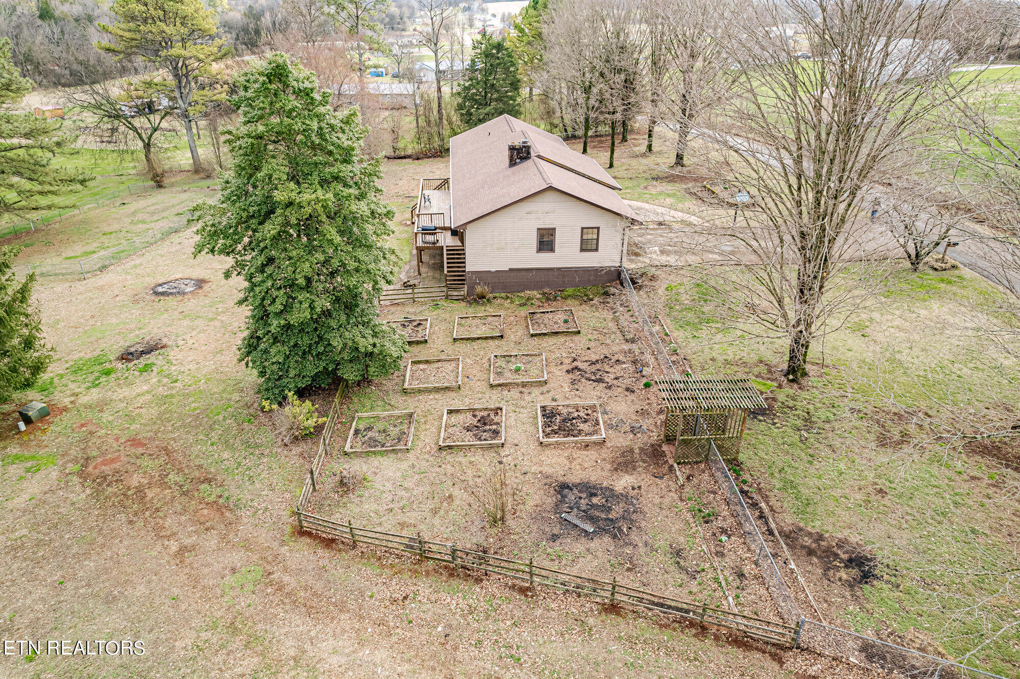 218 Meadow Brook Rd