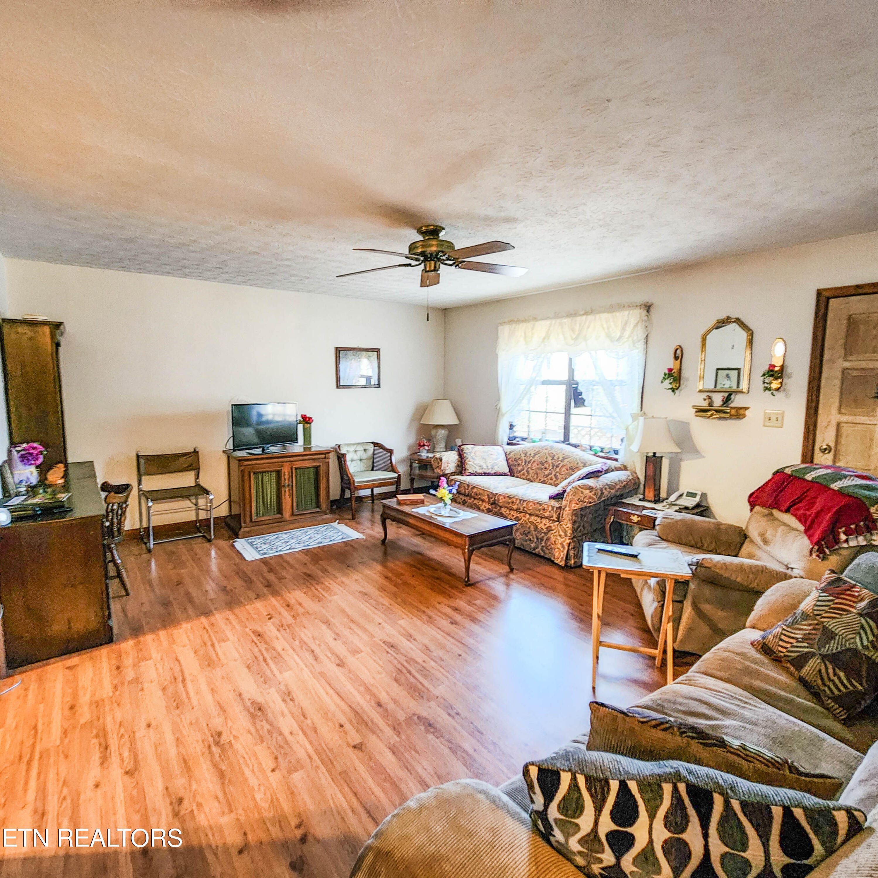 536 Hubbs Grove Rd