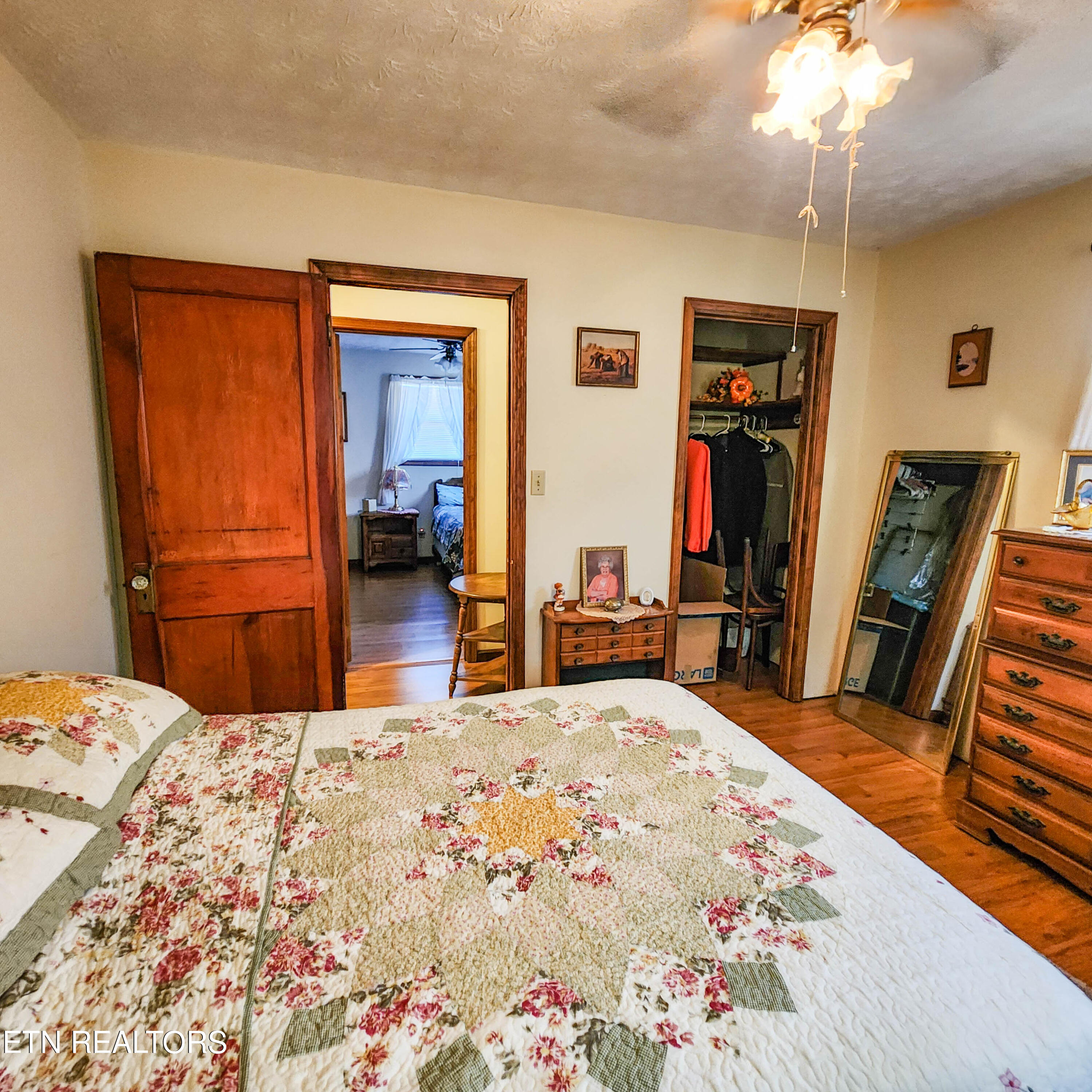 536 Hubbs Grove Rd