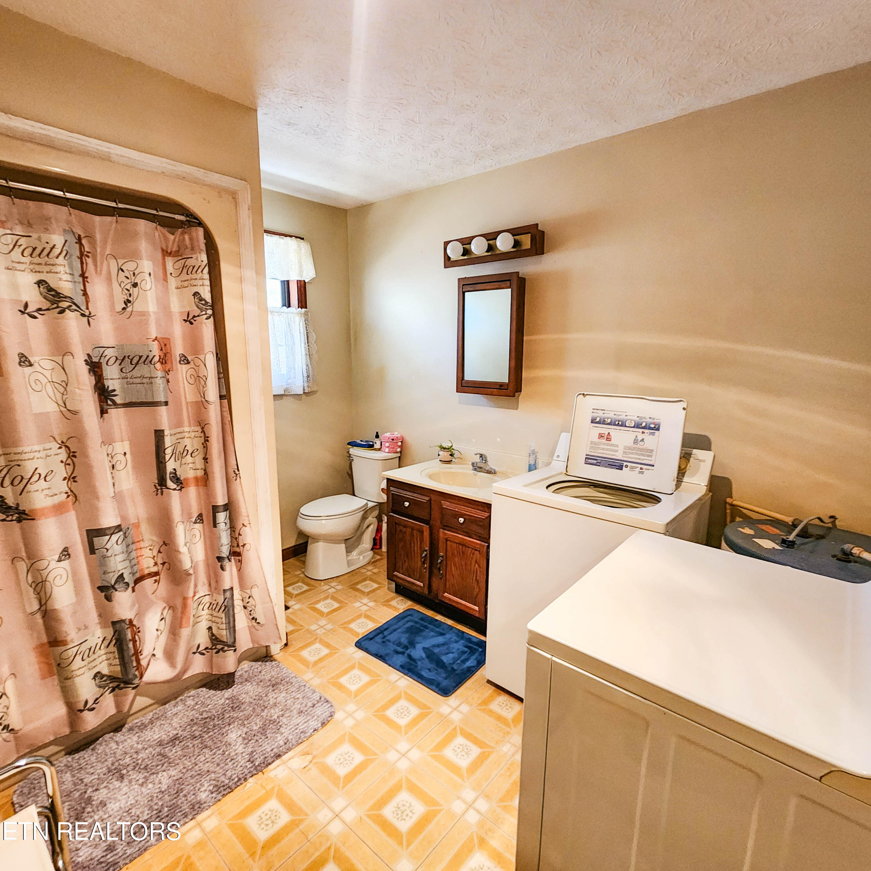536 Hubbs Grove Rd