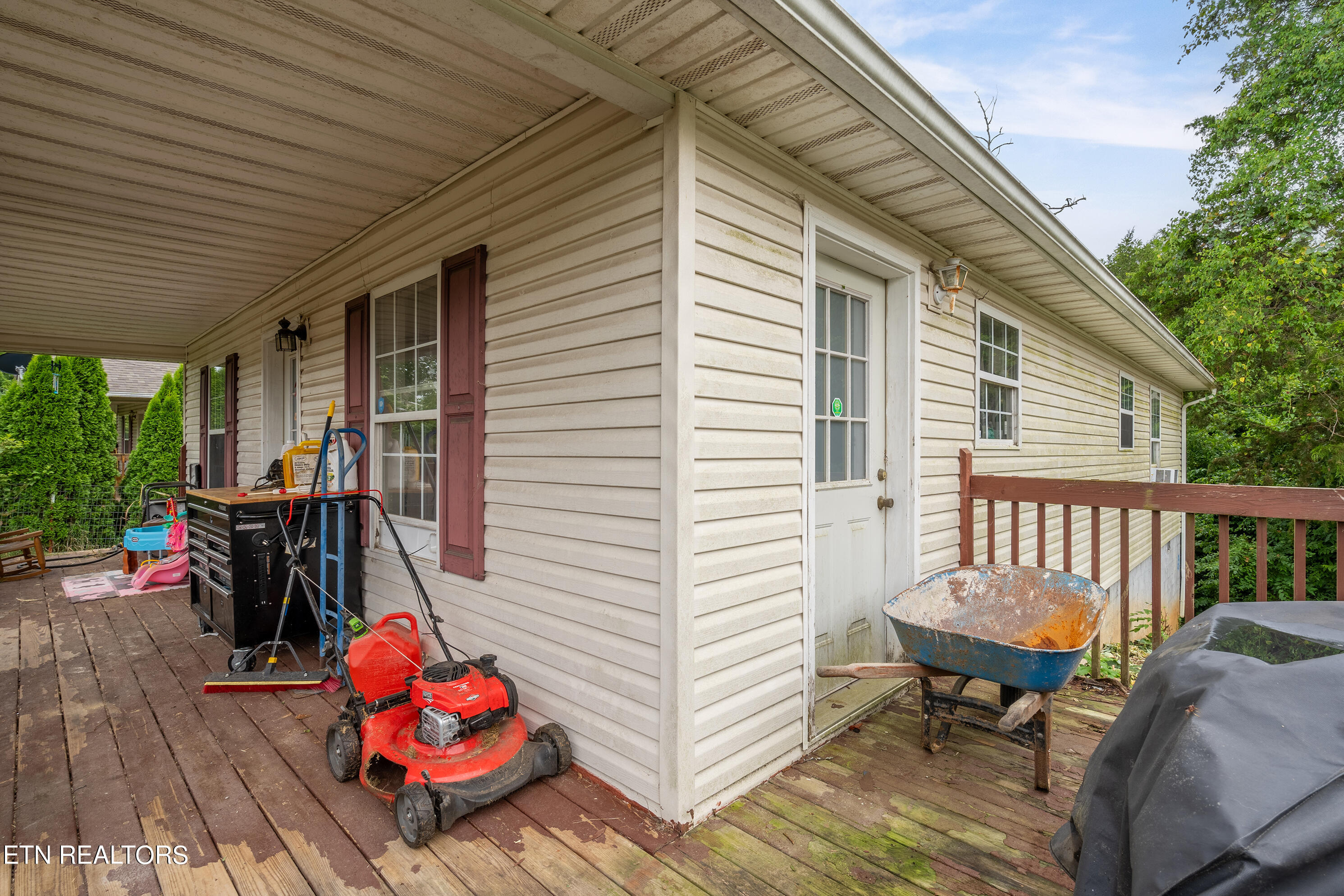 163 Red Bud Lane