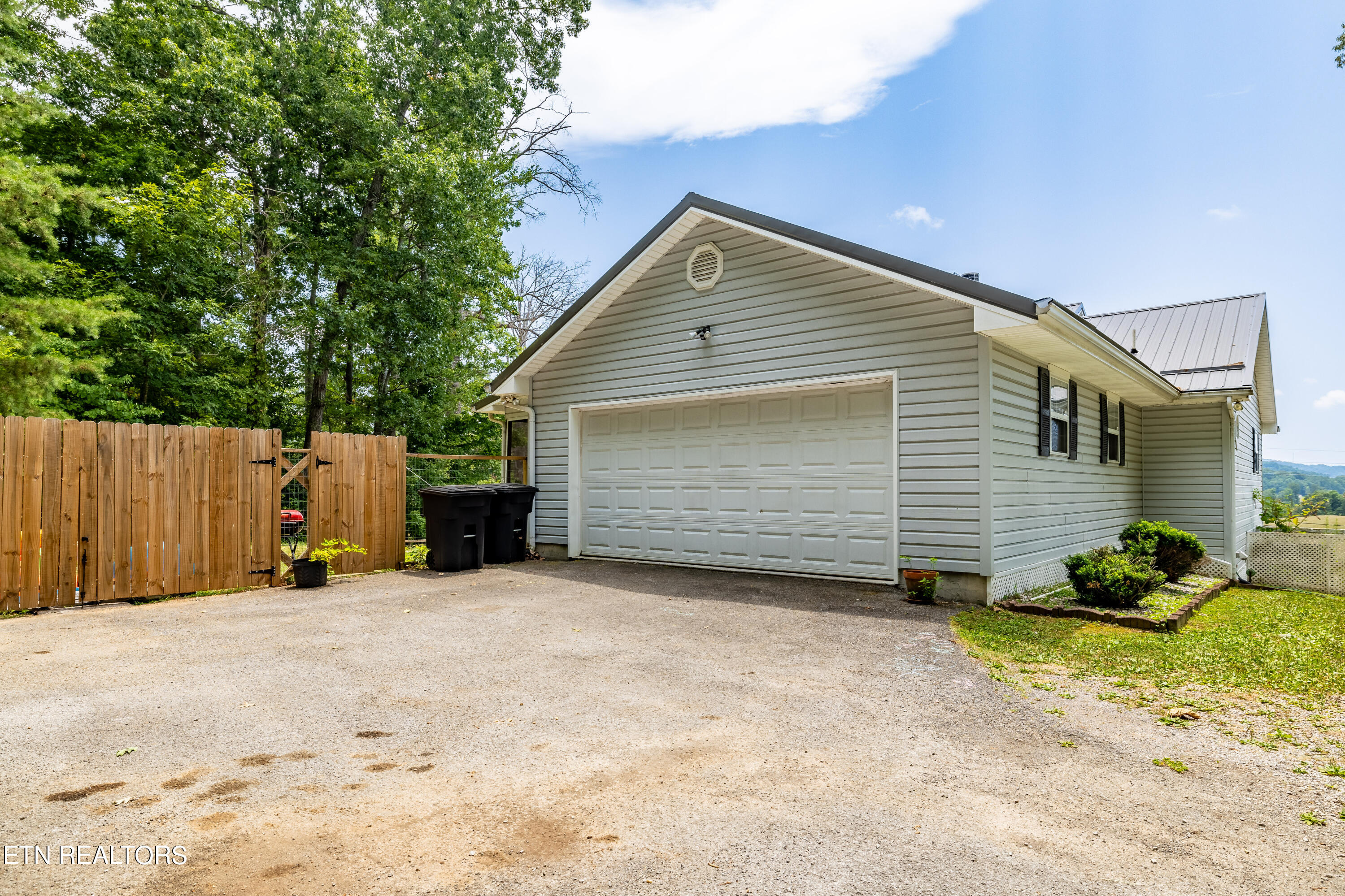 144 Shady Acres