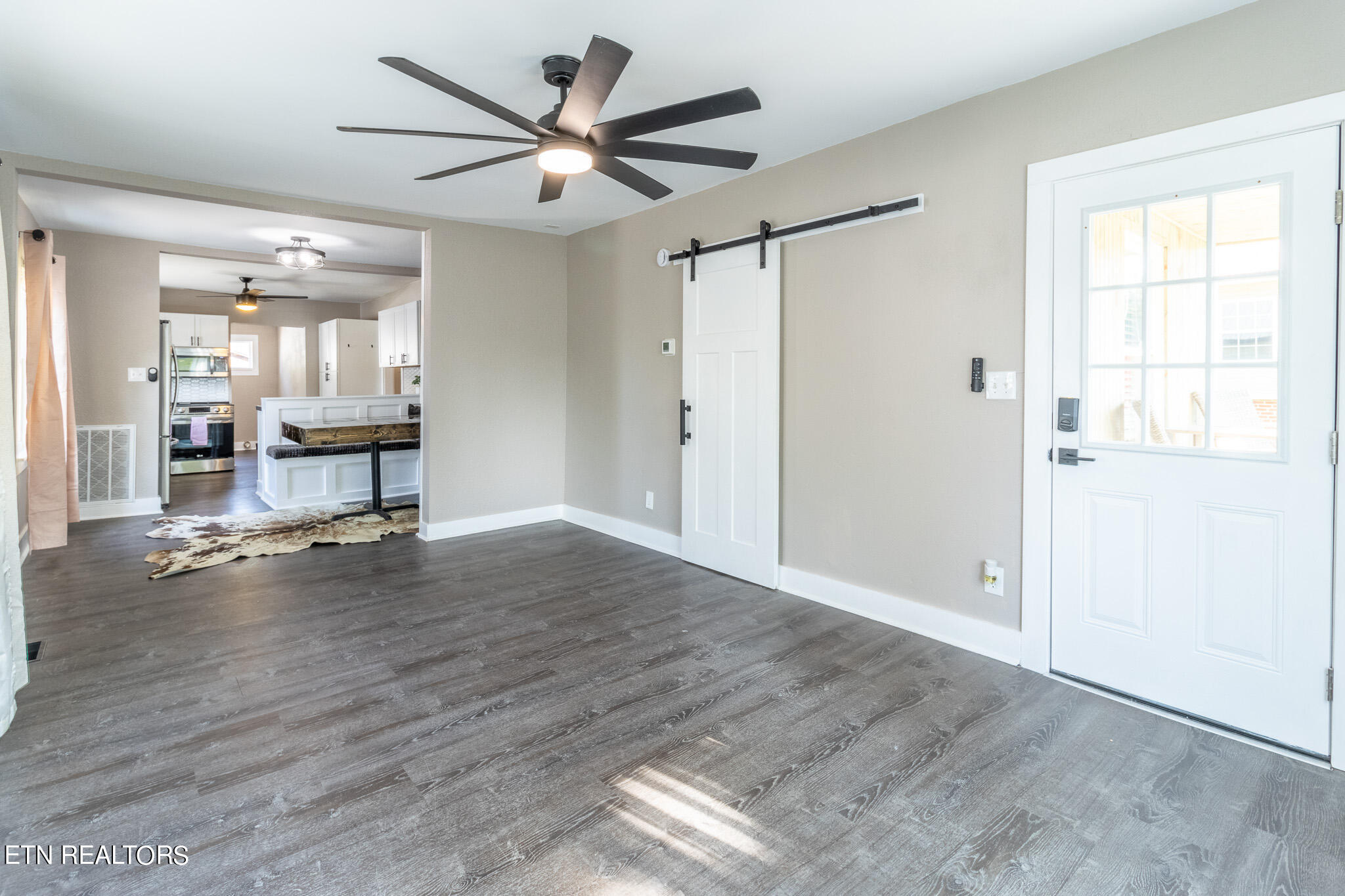 140 W Watt St