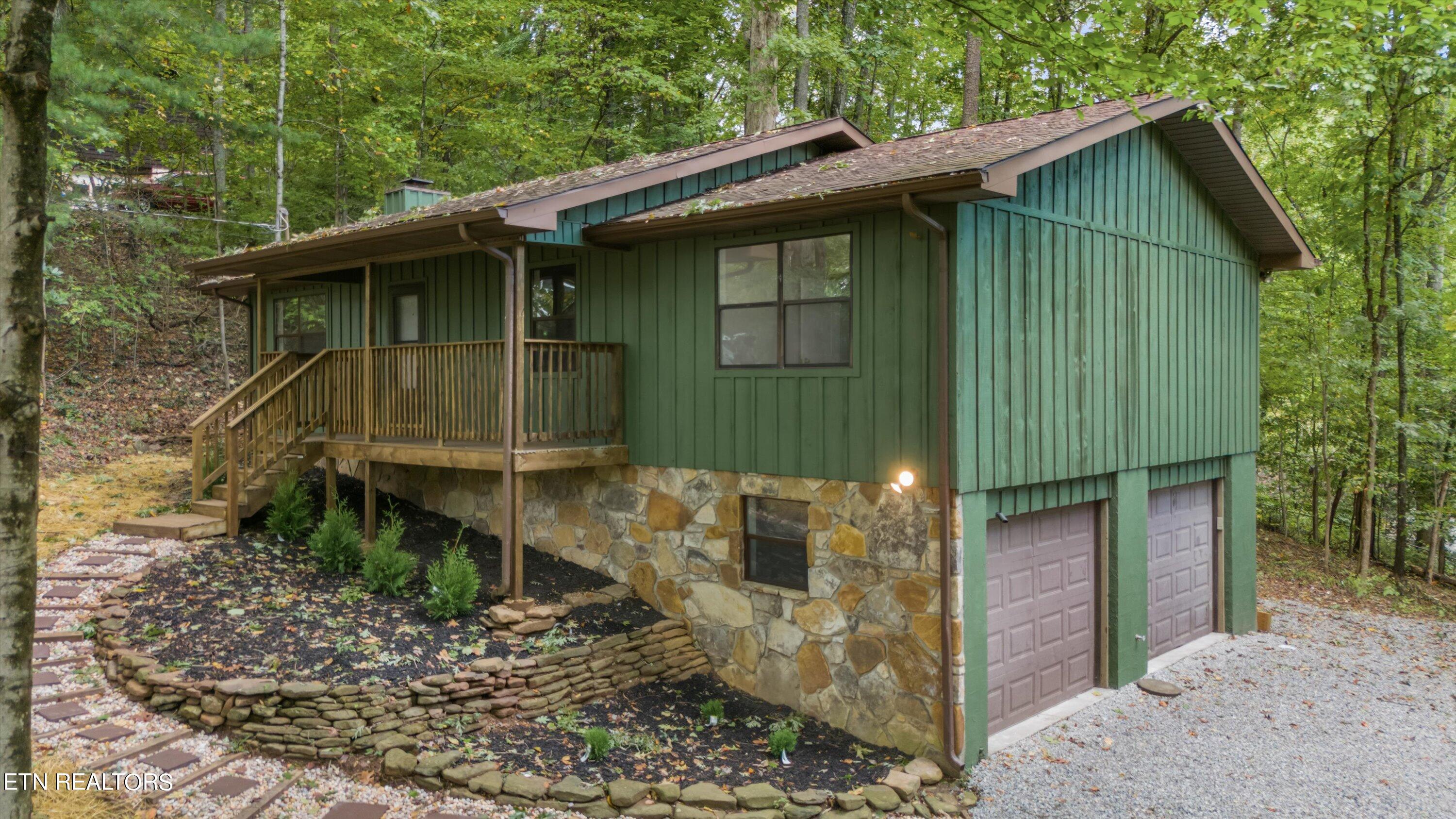 127 Hickory Nut Drive