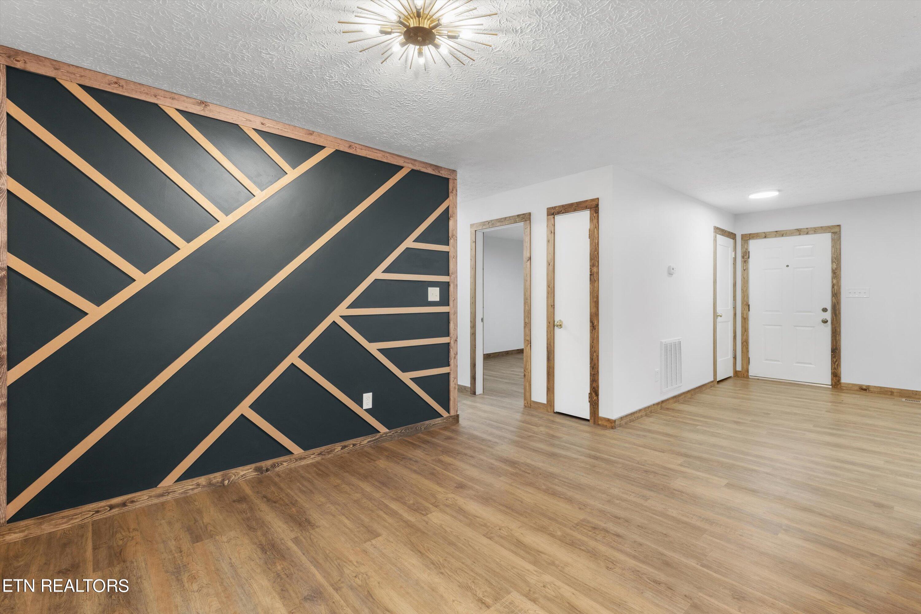 127 Hickory Nut Drive