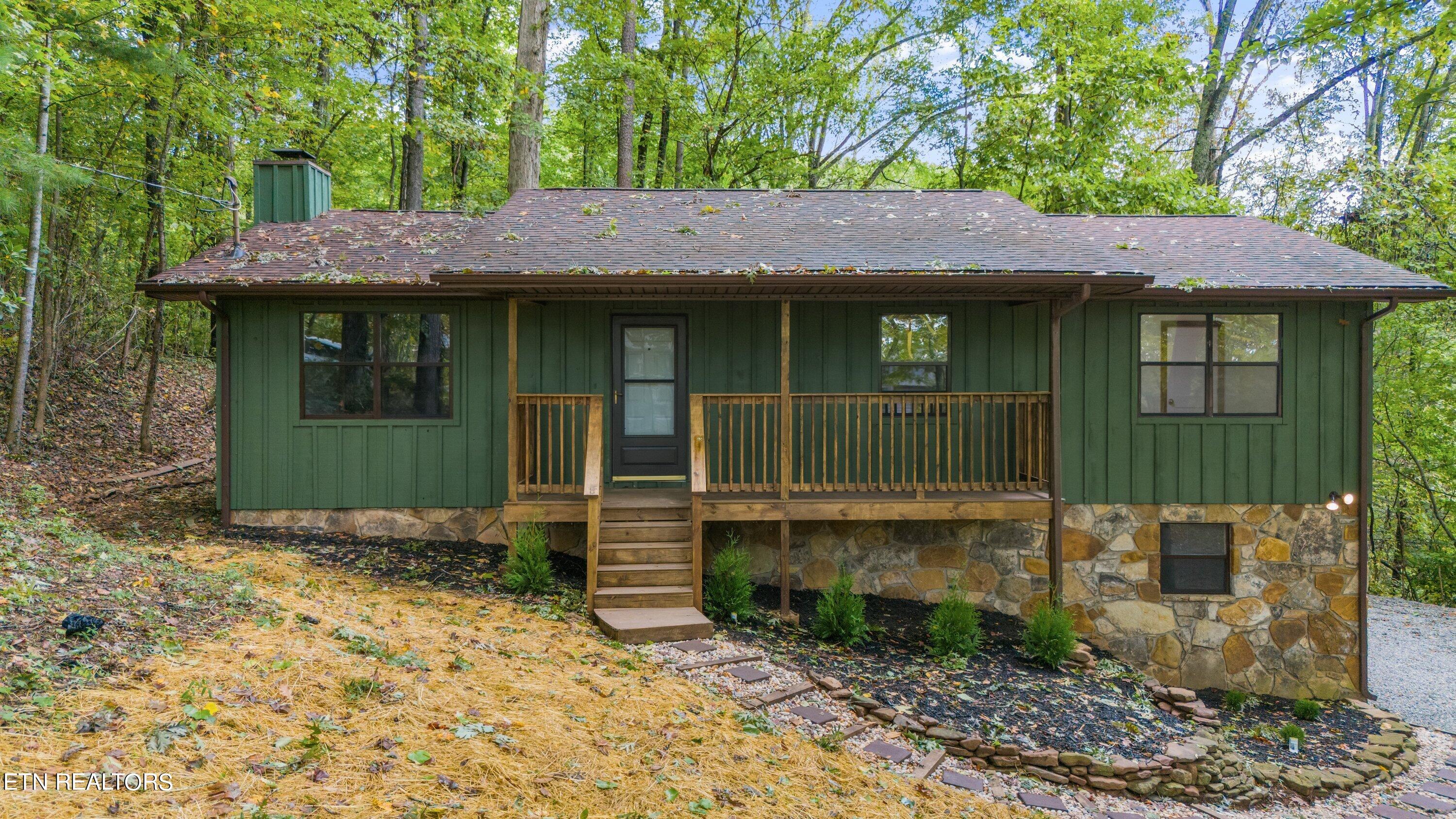 127 Hickory Nut Drive