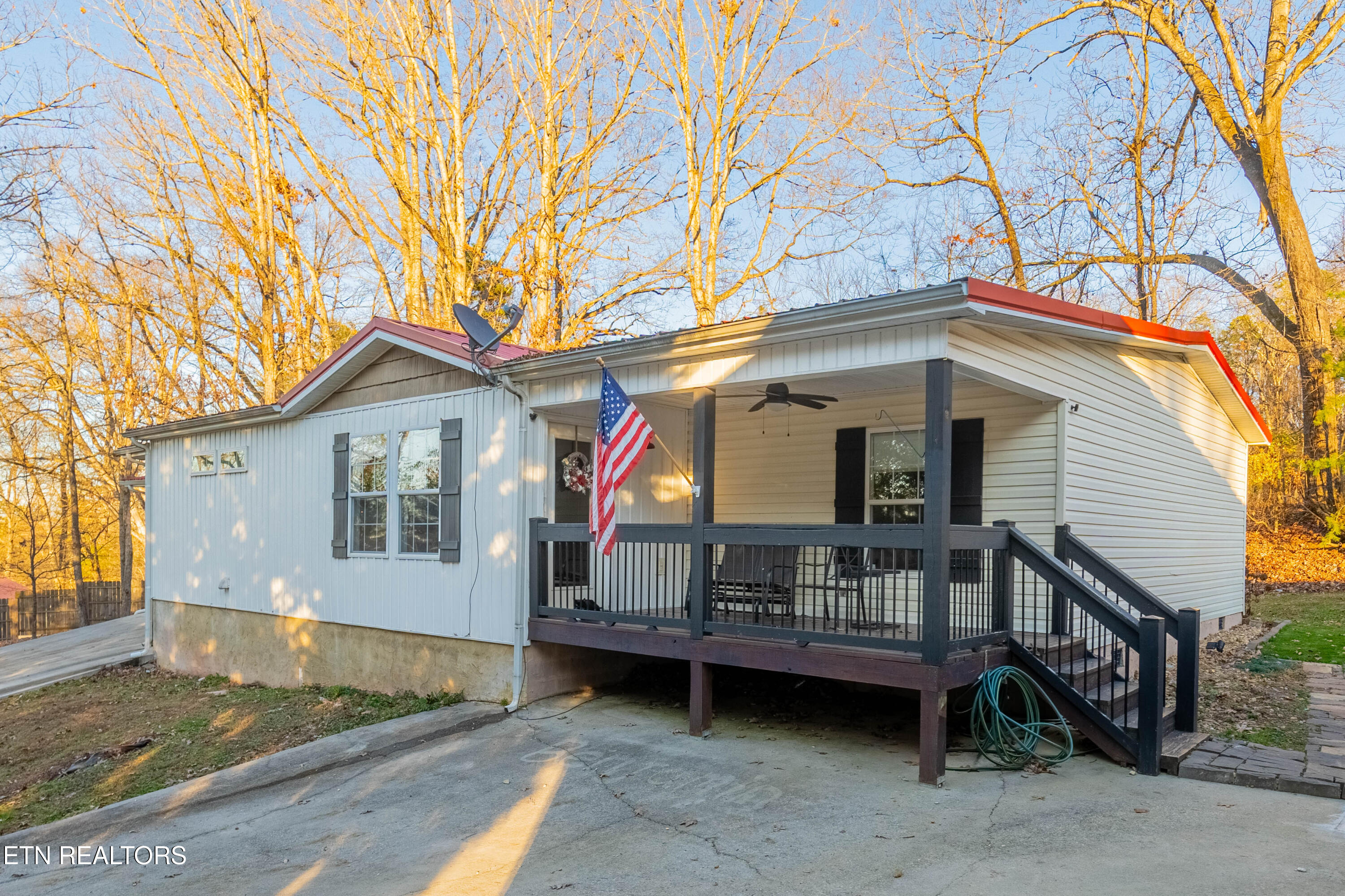 2313 US-411 N