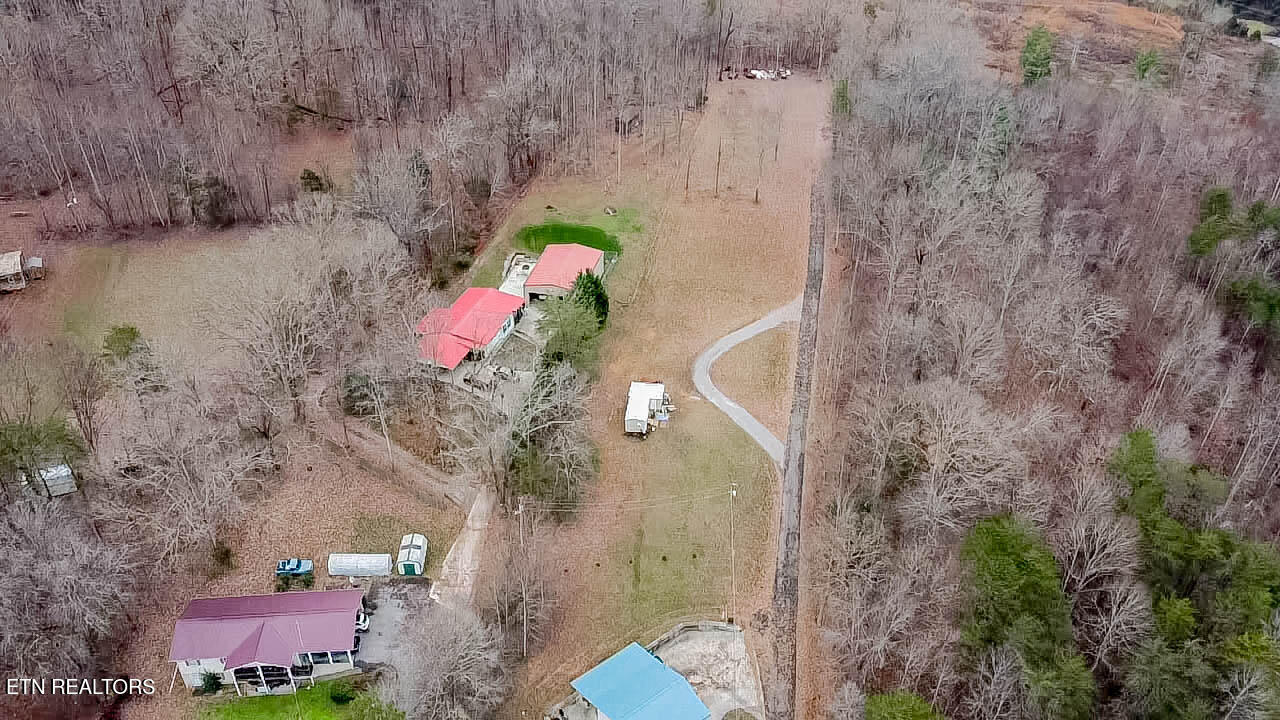 2313 US-411 N