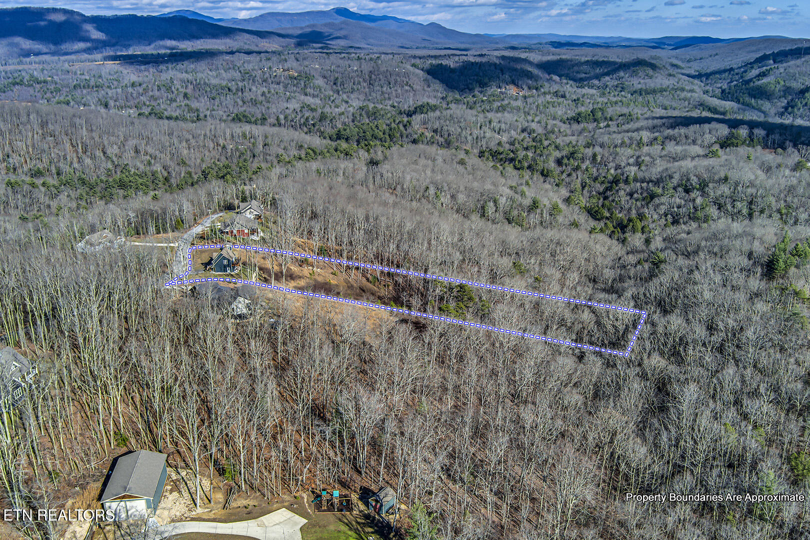 631 Green Ridge Tr
