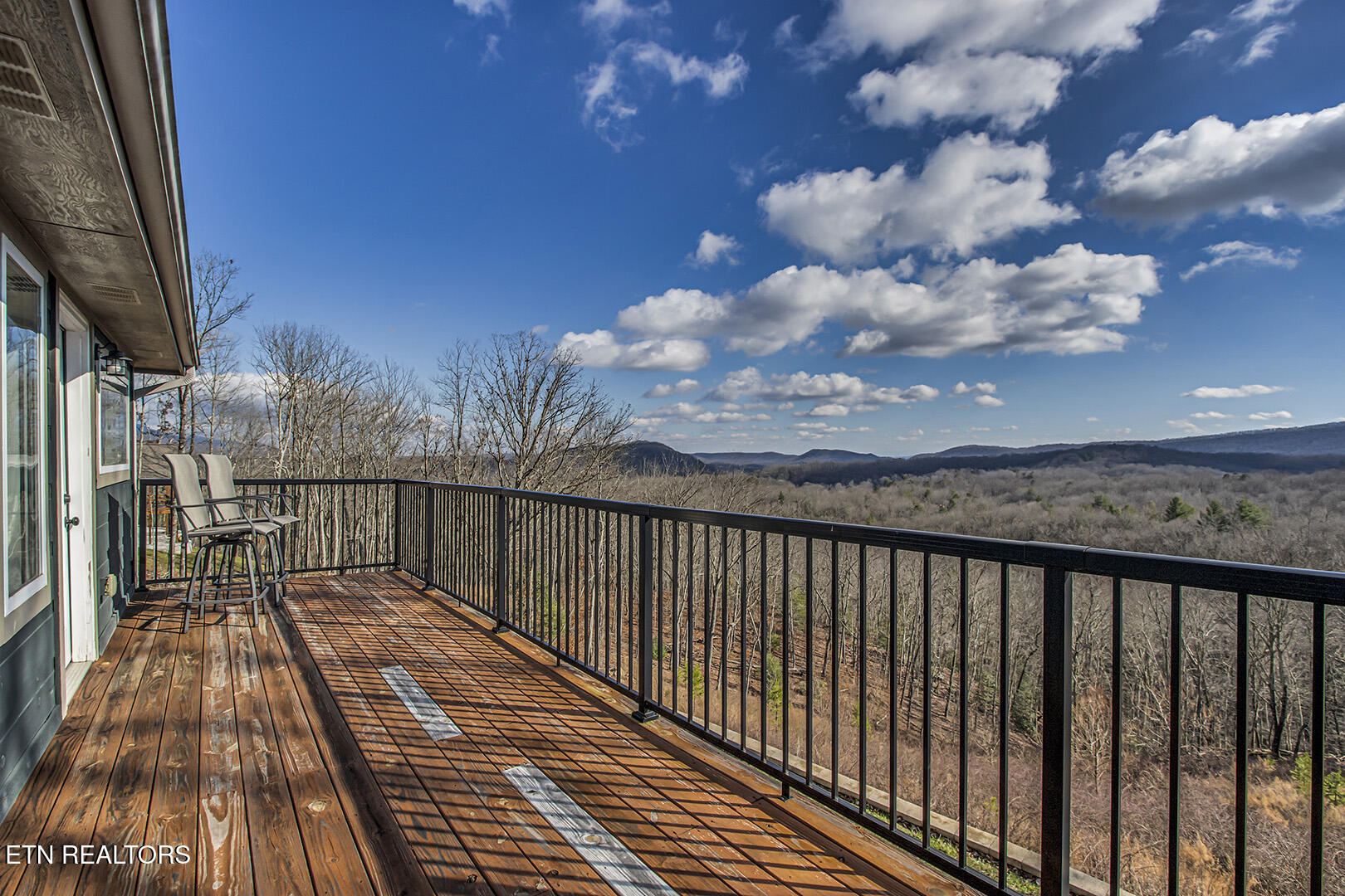 631 Green Ridge Tr