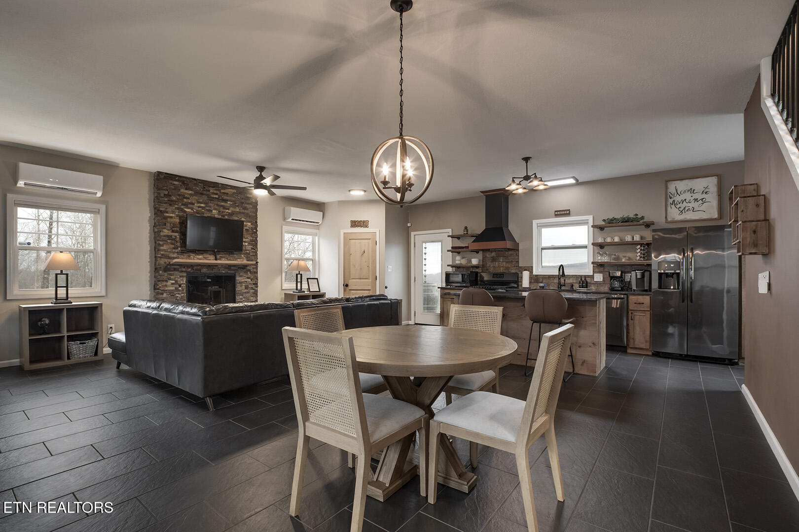 631 Green Ridge Tr