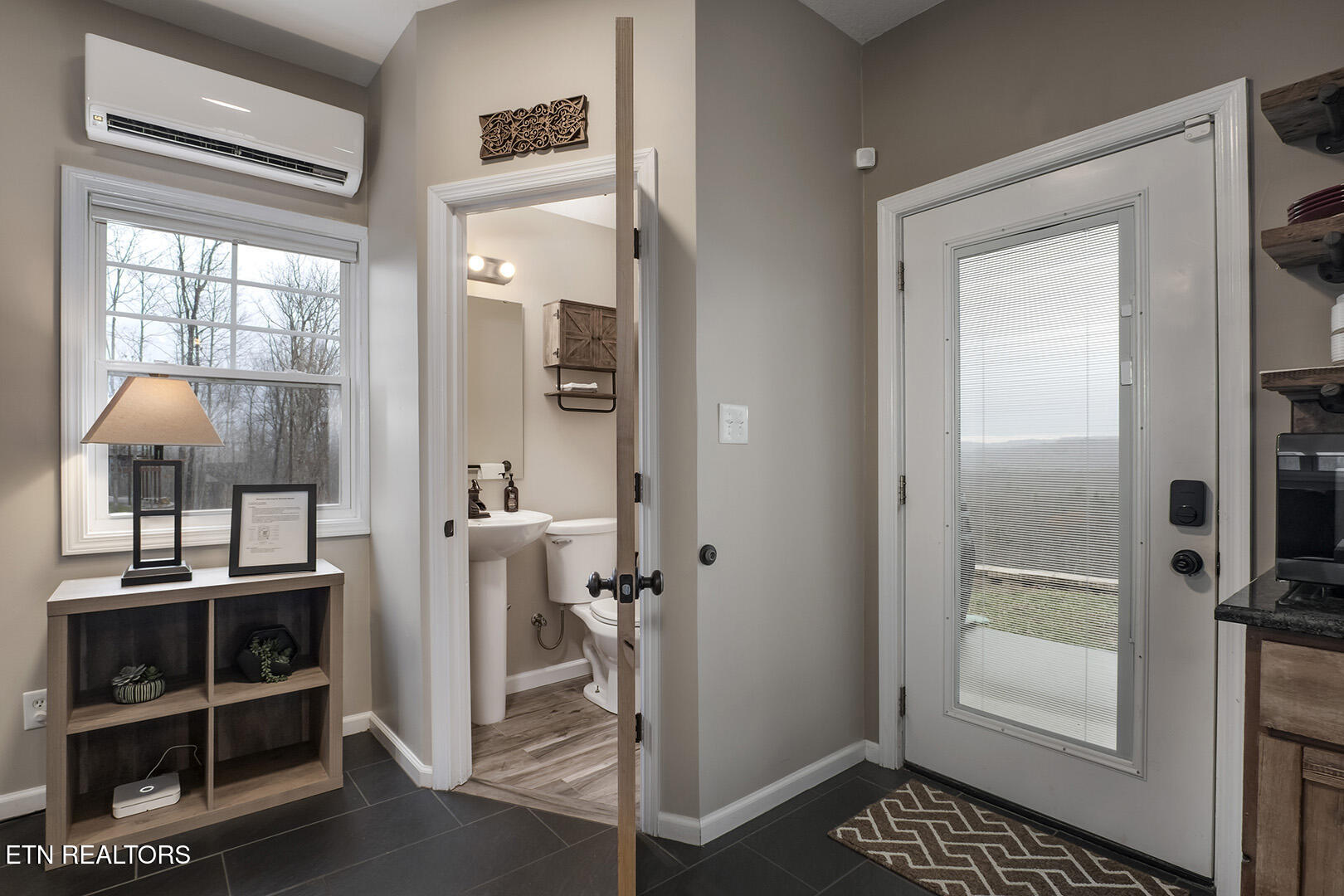 631 Green Ridge Tr