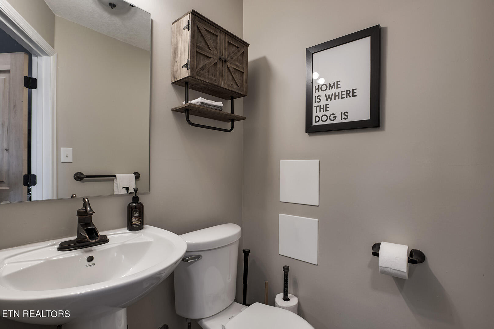 631 Green Ridge Tr