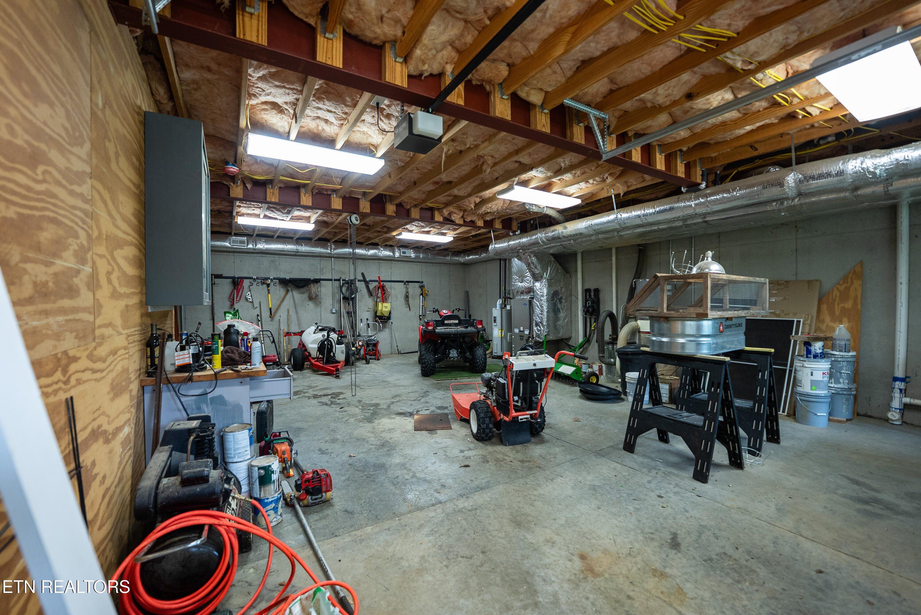 2209 Diggs Rd
