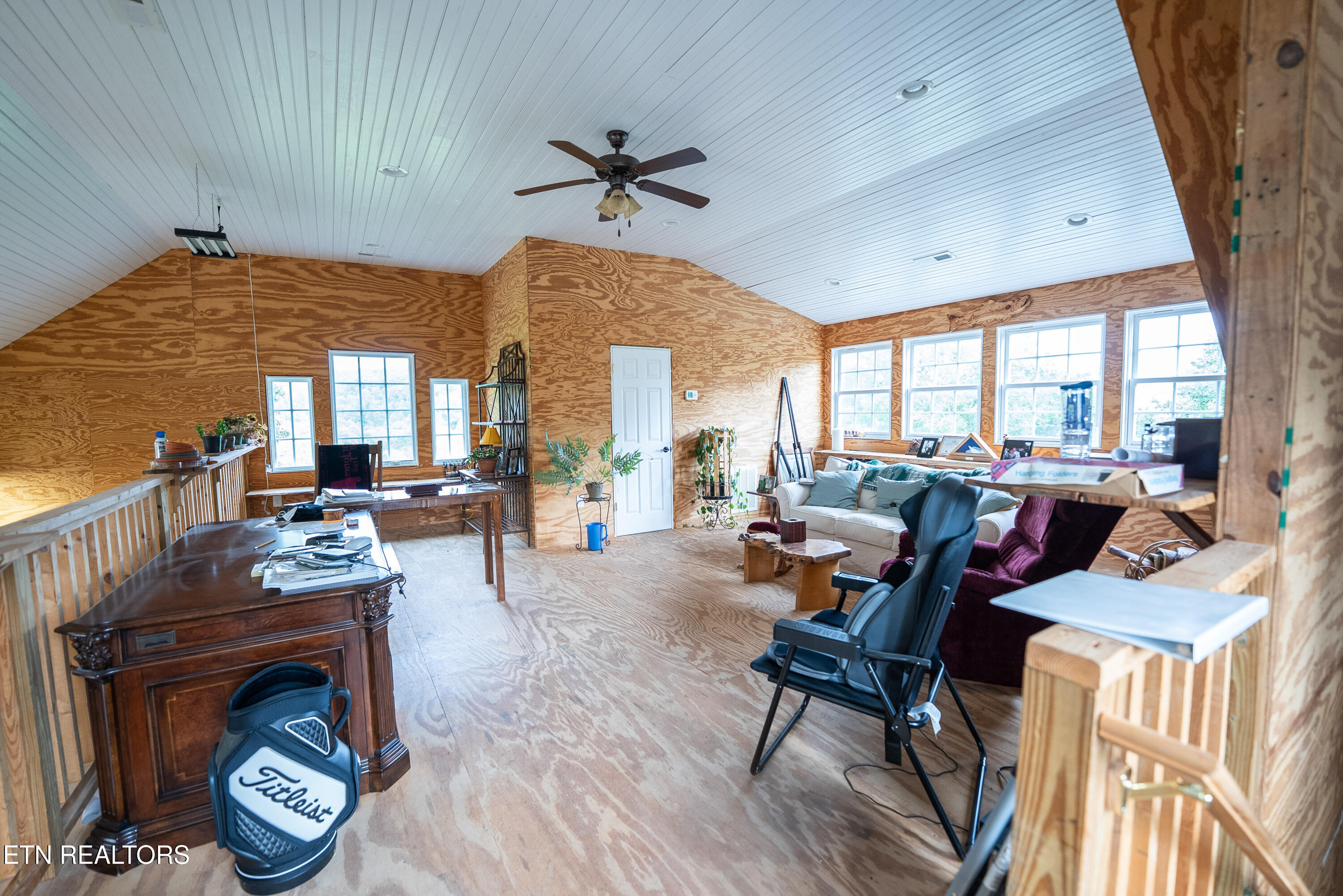 2209 Diggs Rd