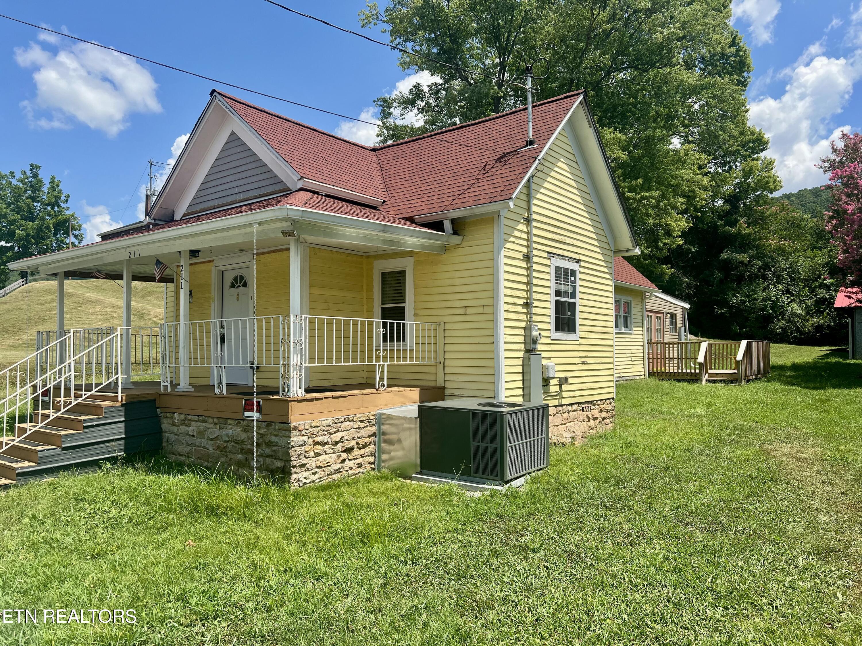211 Kingston Ave