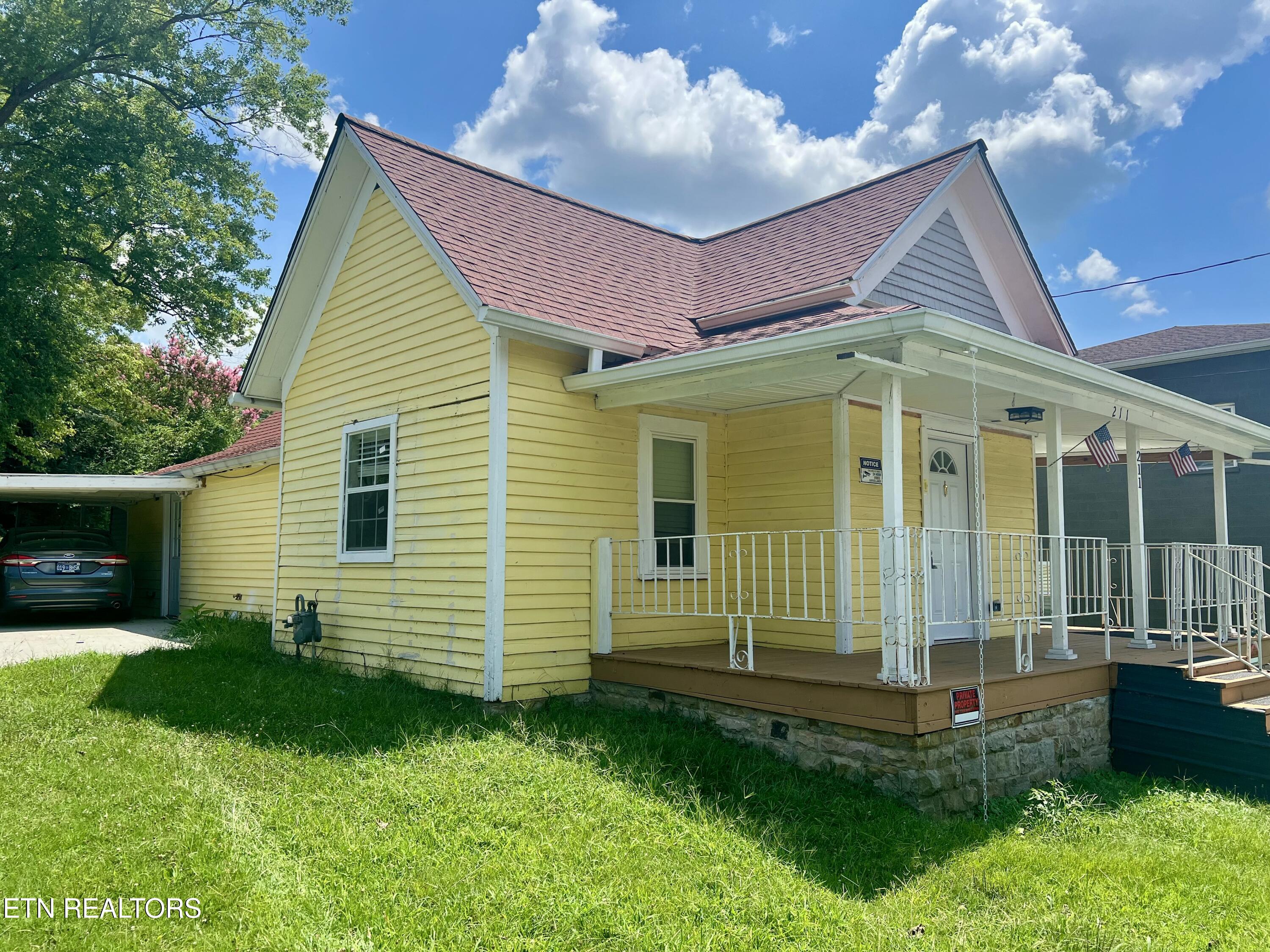211 Kingston Ave