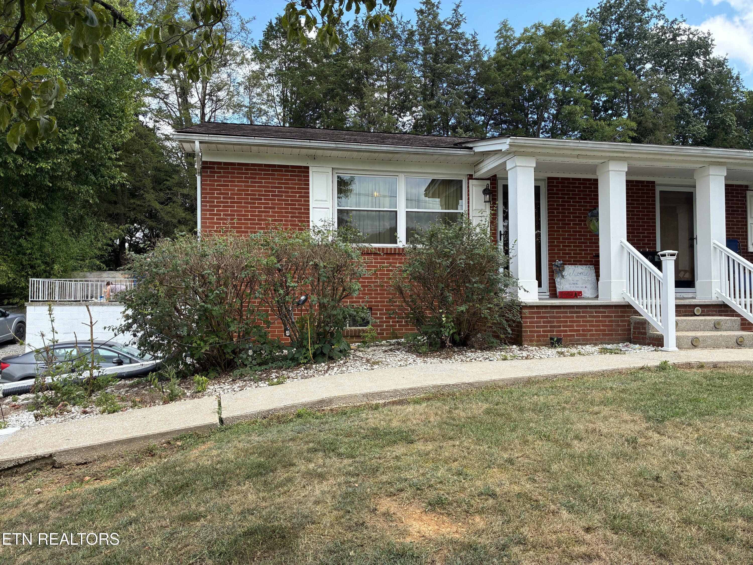 1907 Tazewell Pike