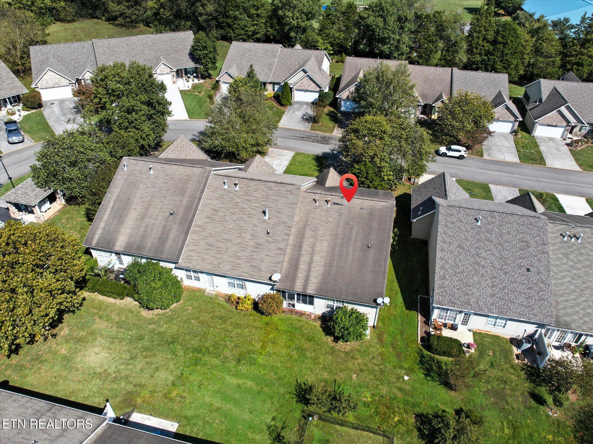 1652 Emerald Pointe Lane