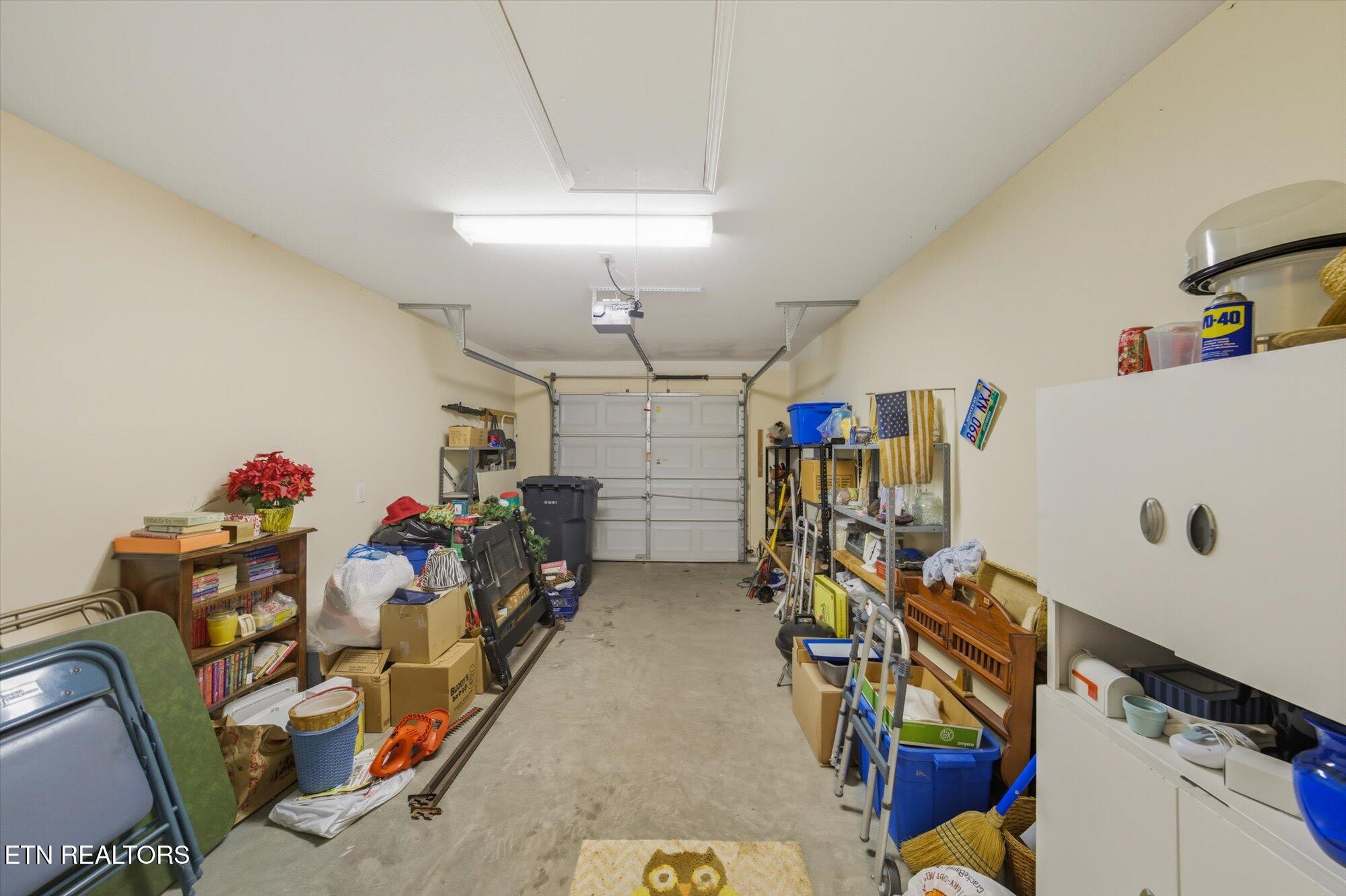 1652 Emerald Pointe Lane