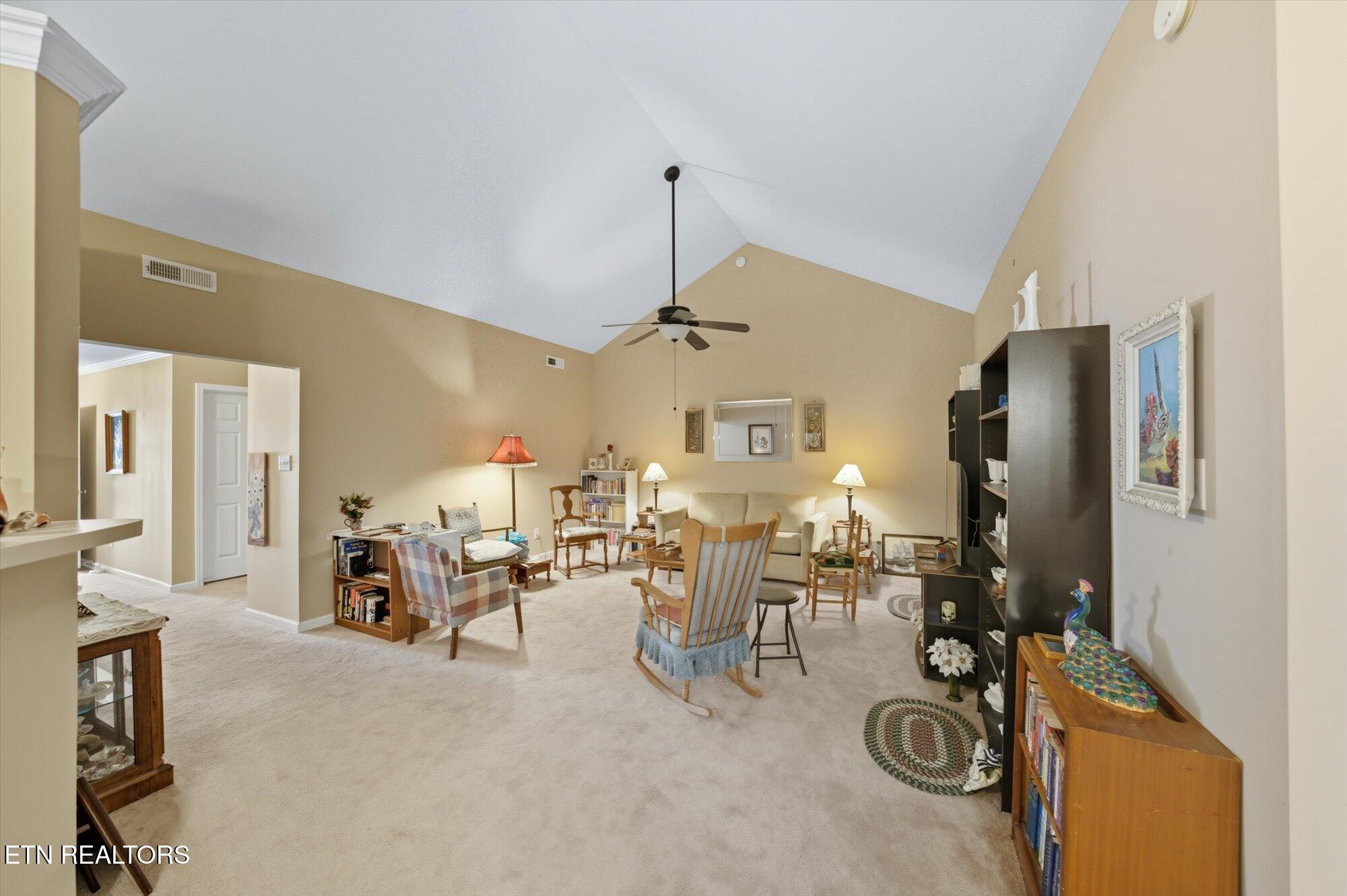 1652 Emerald Pointe Lane