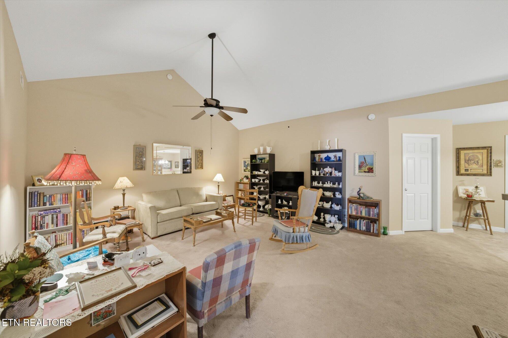 1652 Emerald Pointe Lane