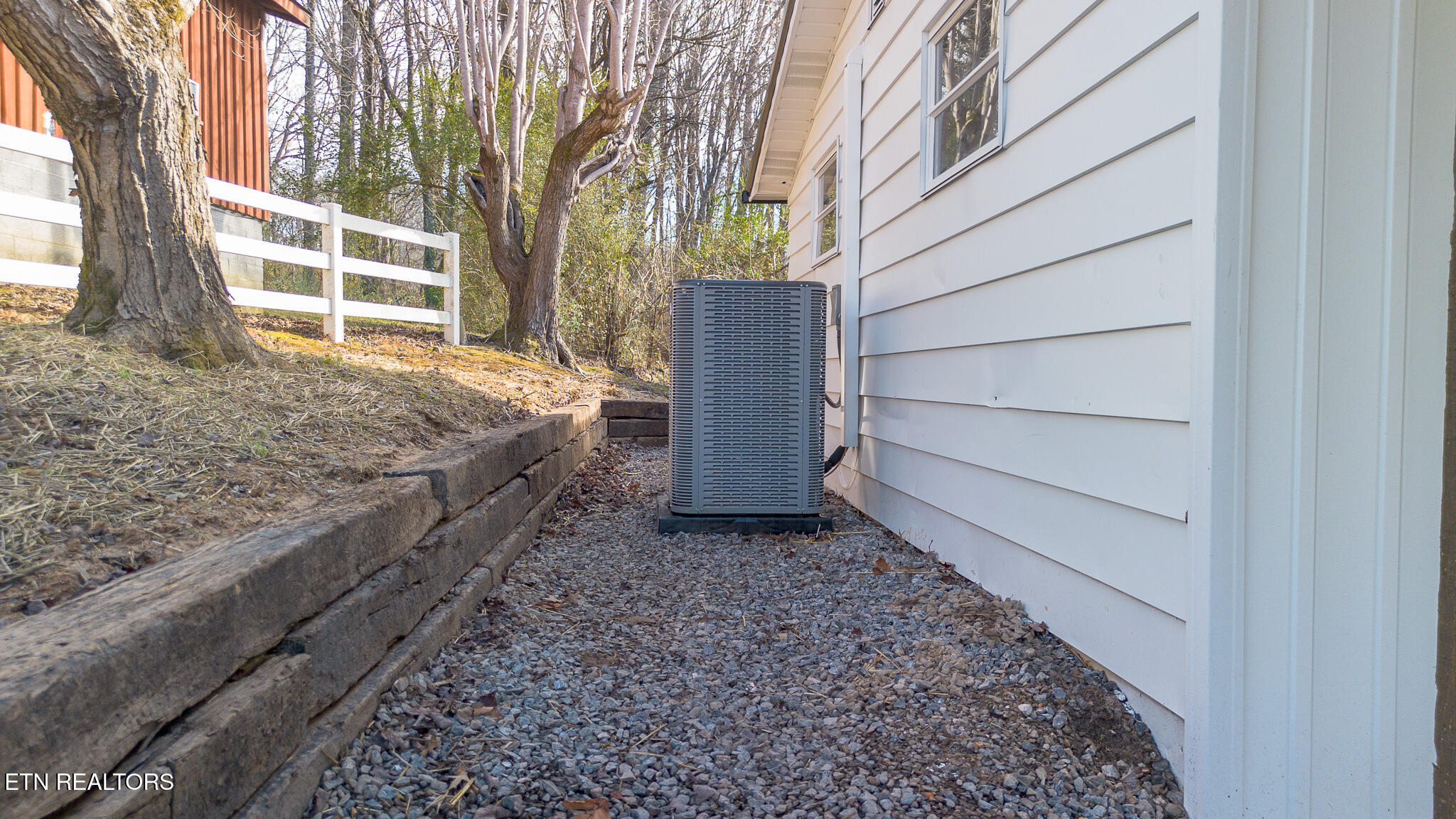 1036 Bales Rd